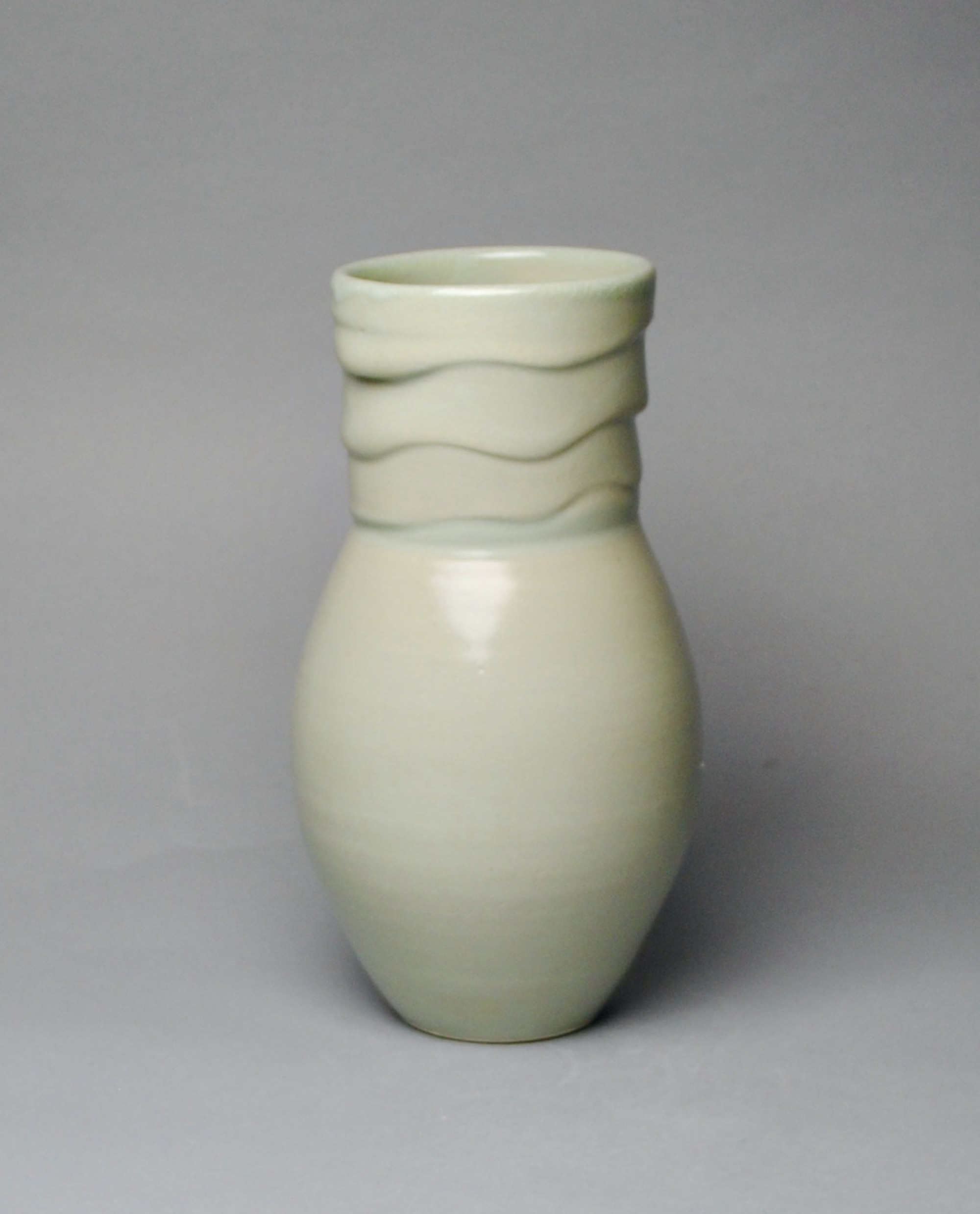 Handmade Porcelain Vase Y 93
