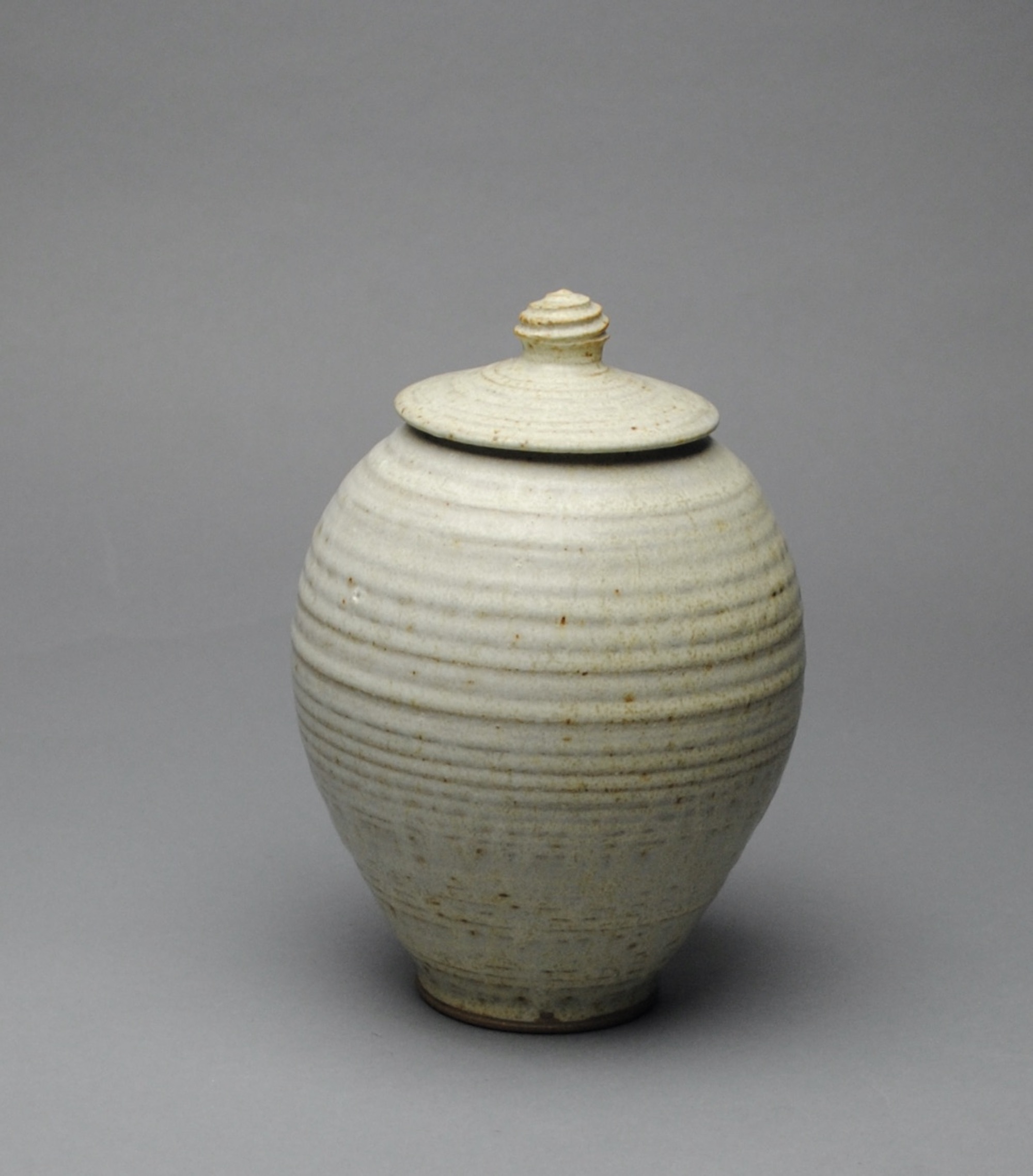 Handmade Porcelain Covered Jar Y 73