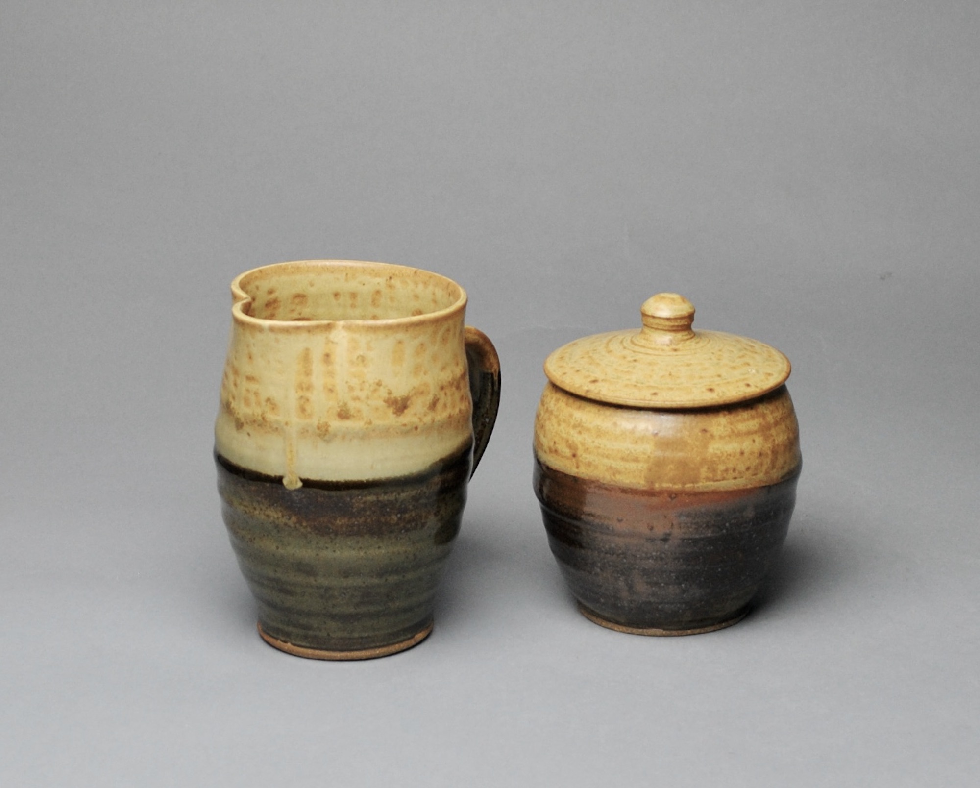 Sugar and Creamer Set Y 88