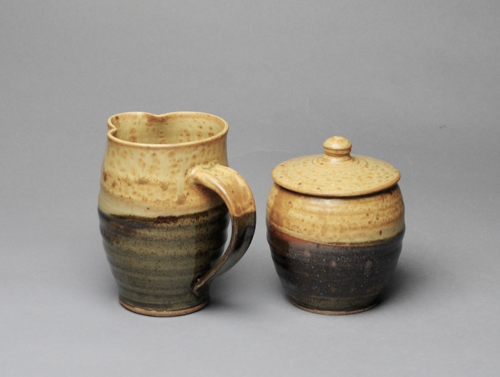 Sugar and Creamer Set Y 88