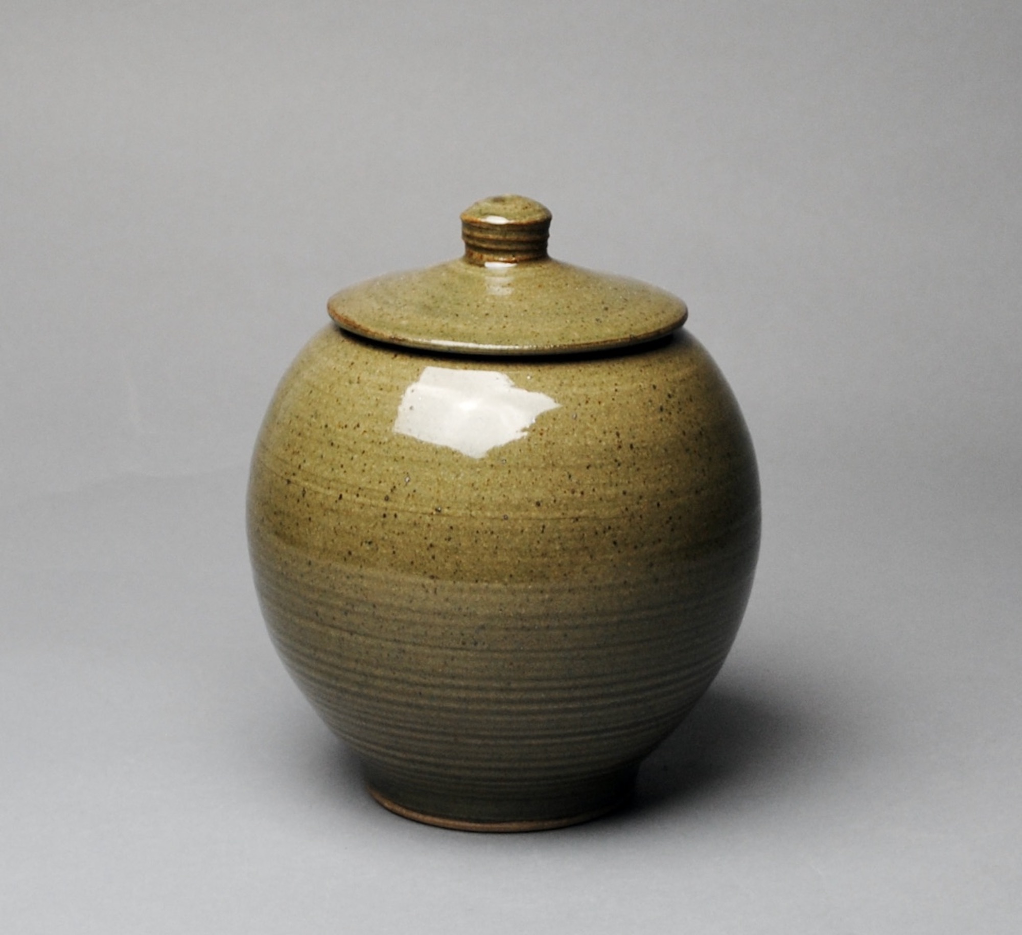 Handmade Porcelain Covered Jar Y 91