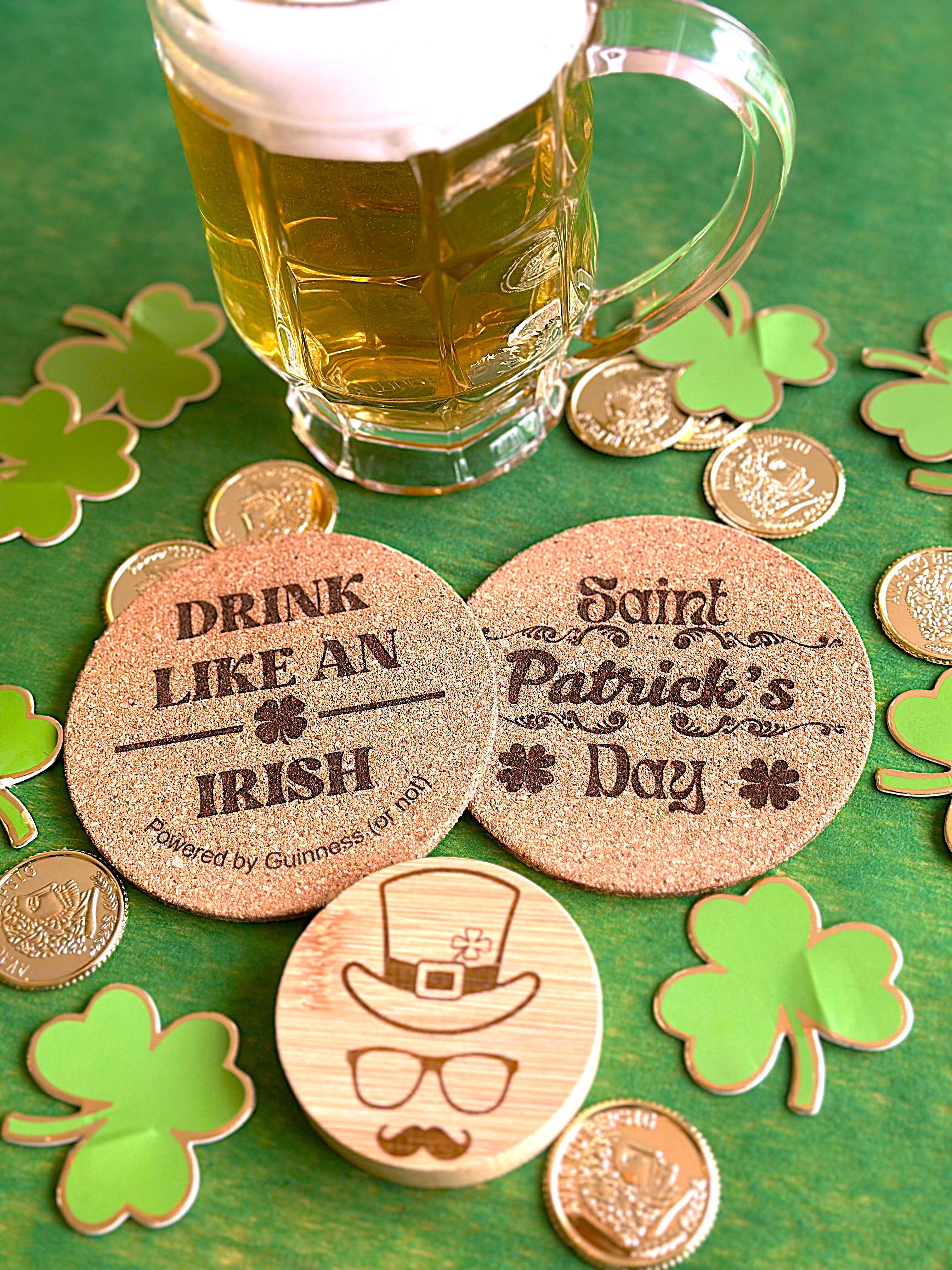 Lot Saint Patrick - 2 sous-verres en liège + 1 décapsuleur 