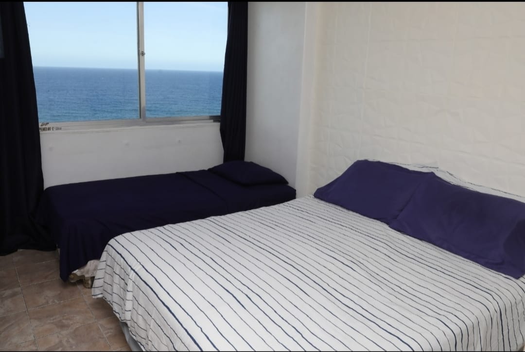 Apartamento vacaional 5 pax  en La Guaira, Los Corales