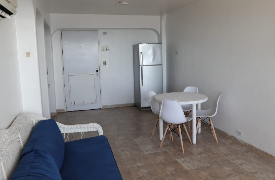 Apartamento vacaional 5 pax  en La Guaira, Los Corales
