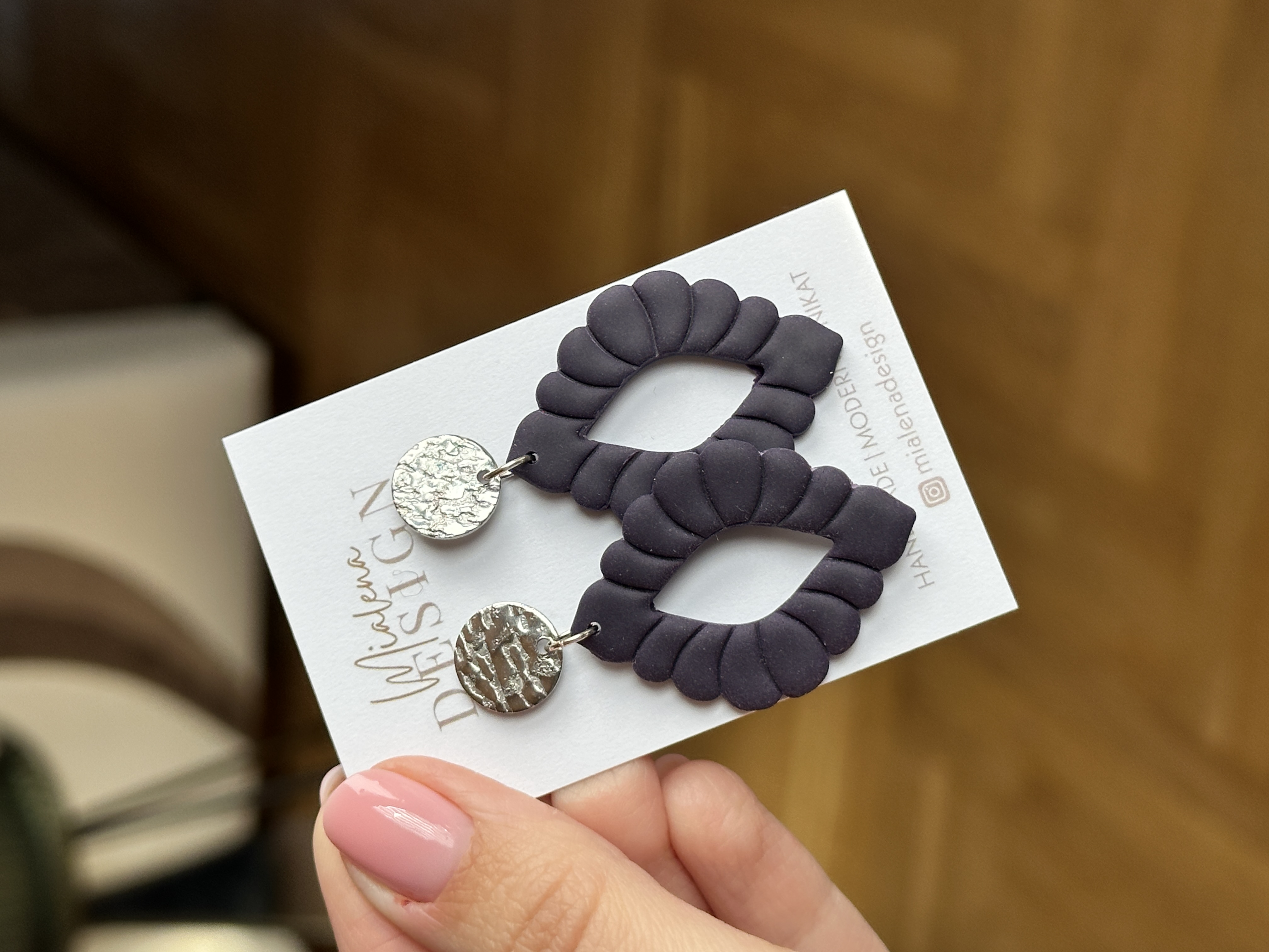 Handgefertigte Ohrringe - Dunkel Lila (Plum)