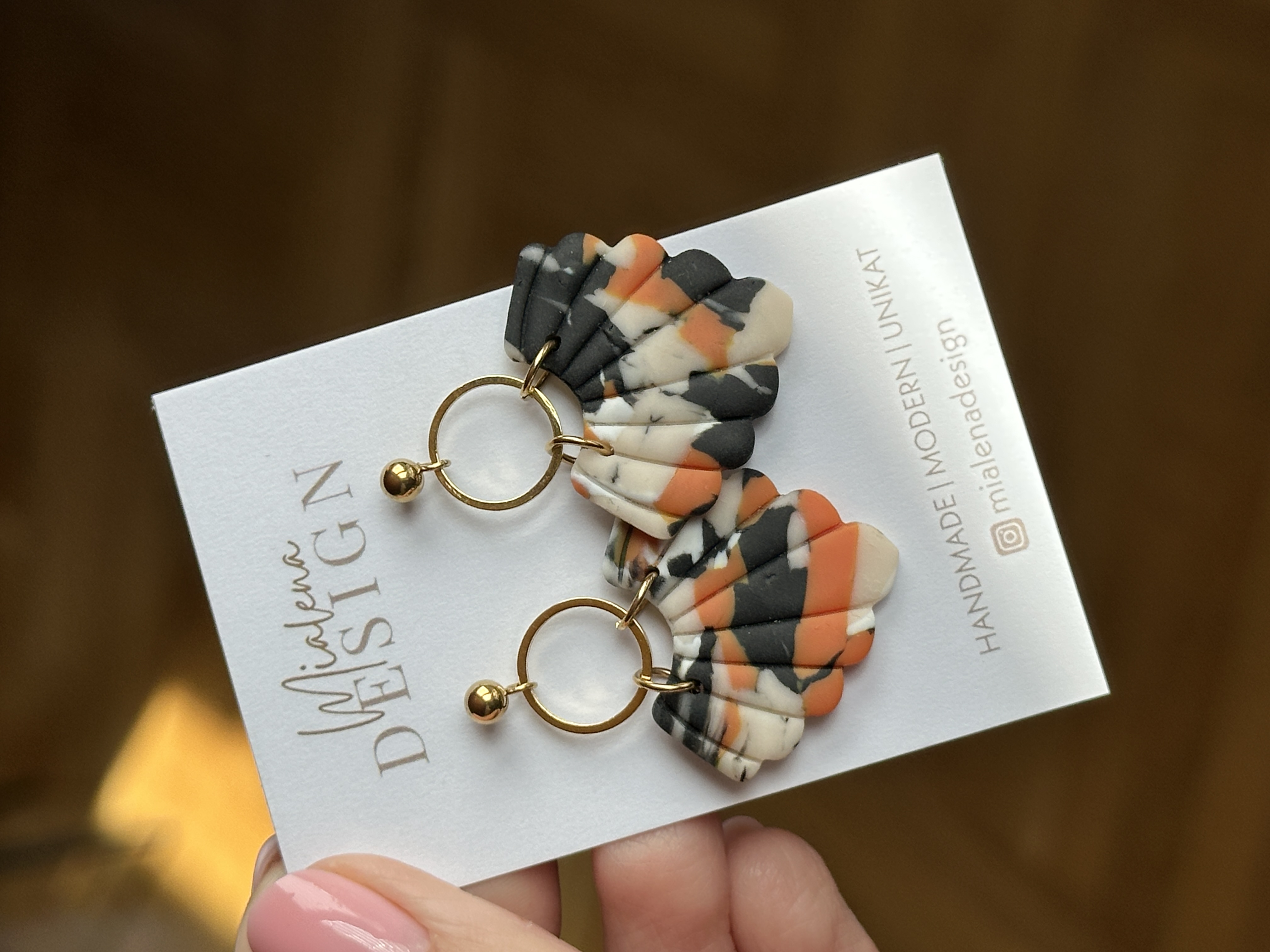 Handgemachte Statement-Ohrringe