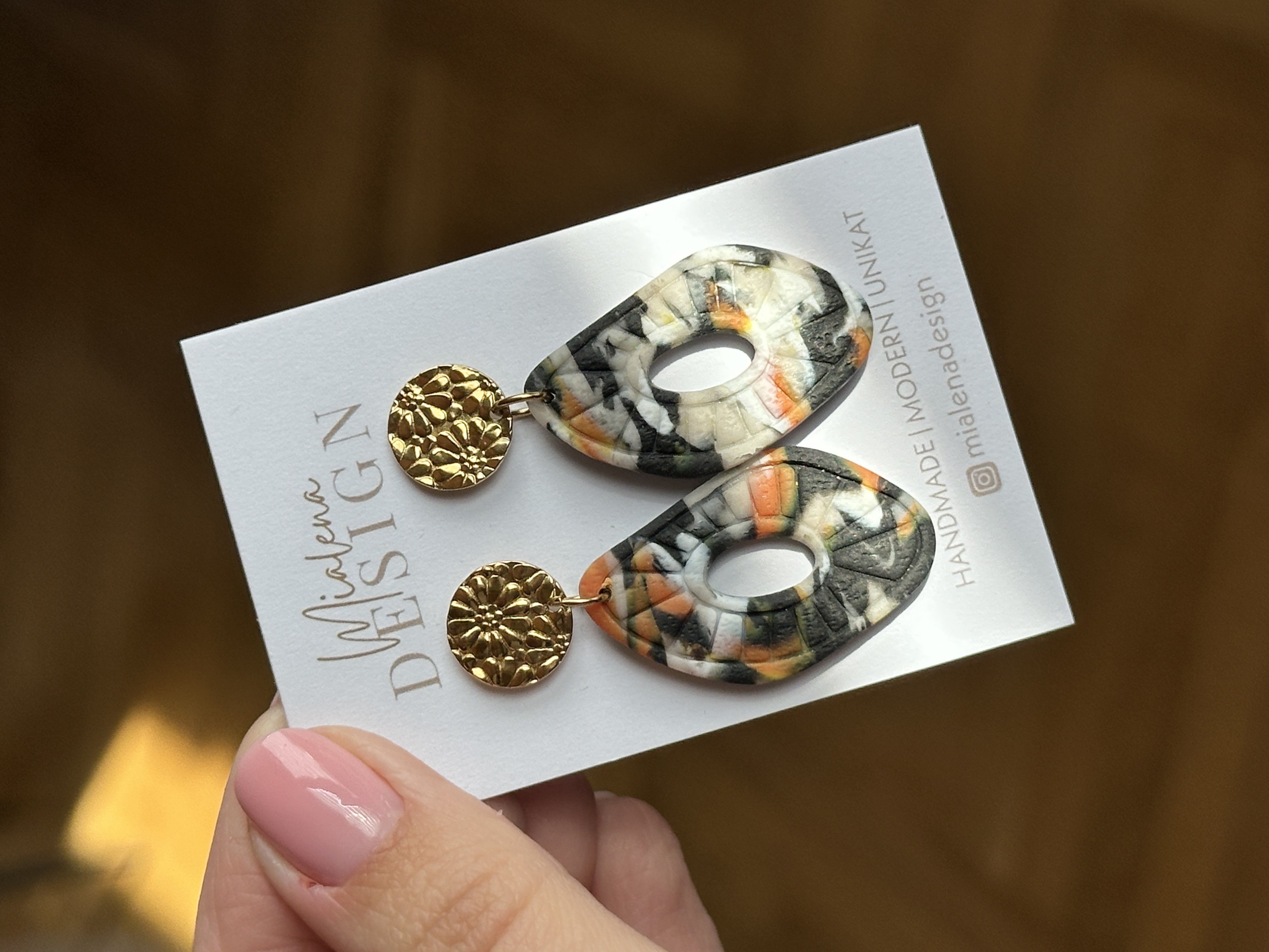 Handgemachte Statement-Ohrringe