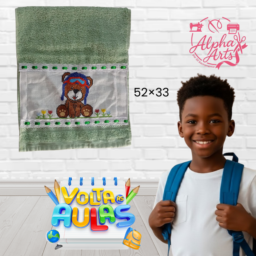 Toalha de Mão Escolar Bordado Ponto de Cruz – Personalizada com Nome e Desenho