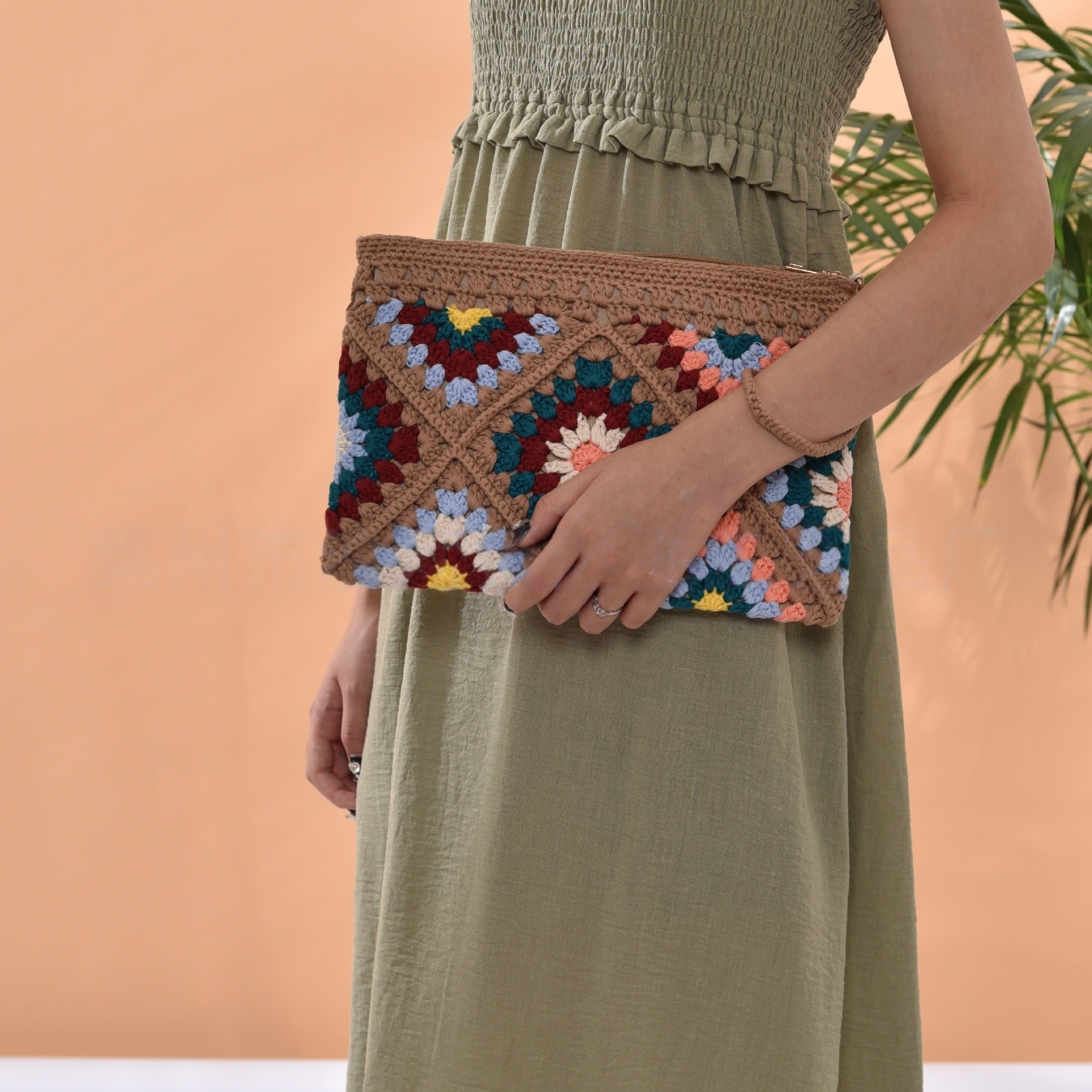 Handmade Crochet Clutch Bag Handbag Cellphone Purse for Women