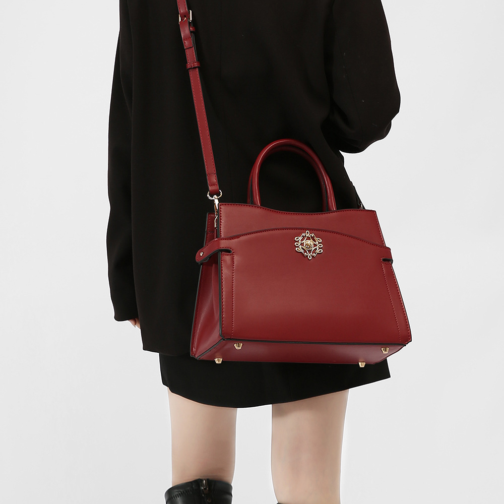 Elegant Burgundy Handbag