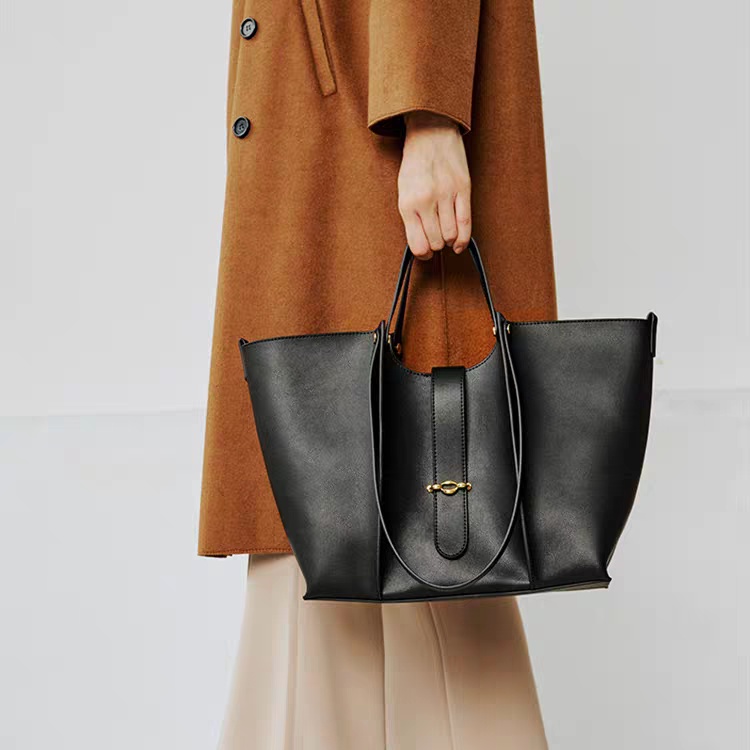 Elegant Brown Leather Tote Bag
