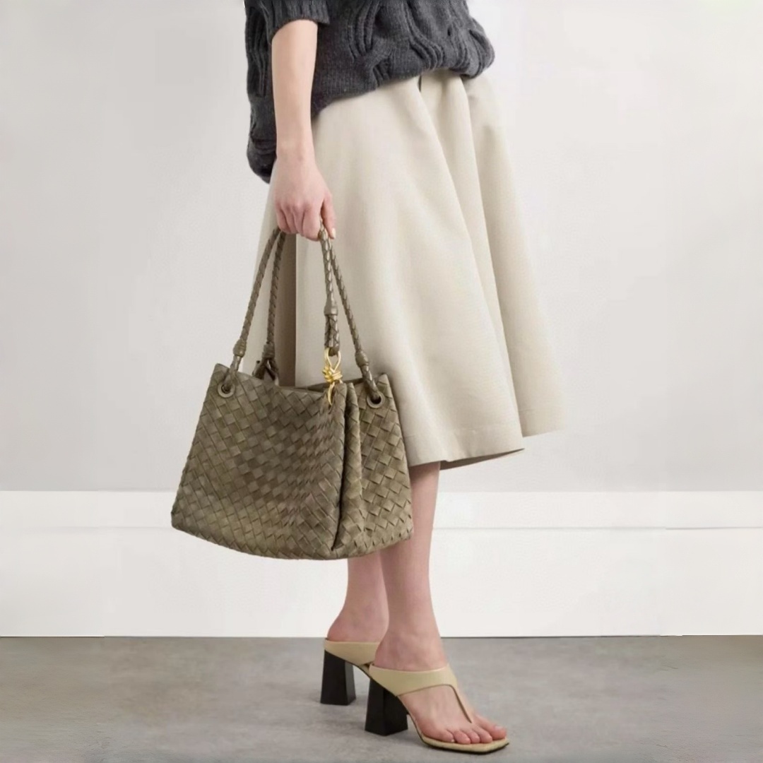 Genuine Cow Woven leather tote bag