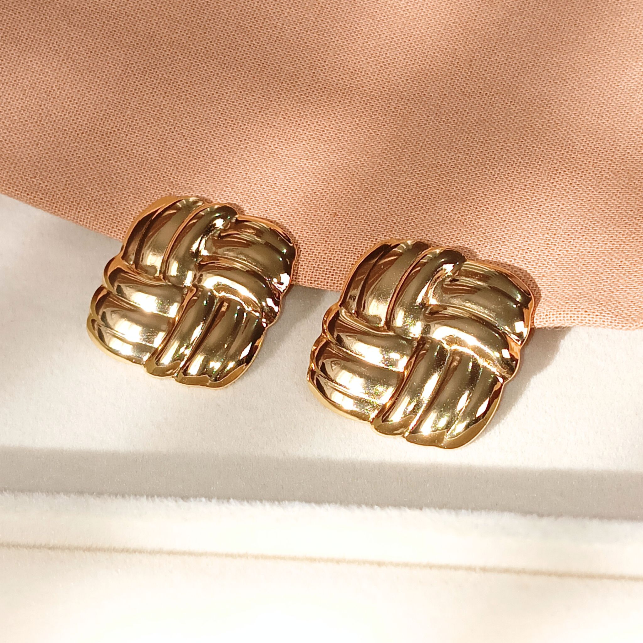 Gold Woven Knot Retro Chic Earrings