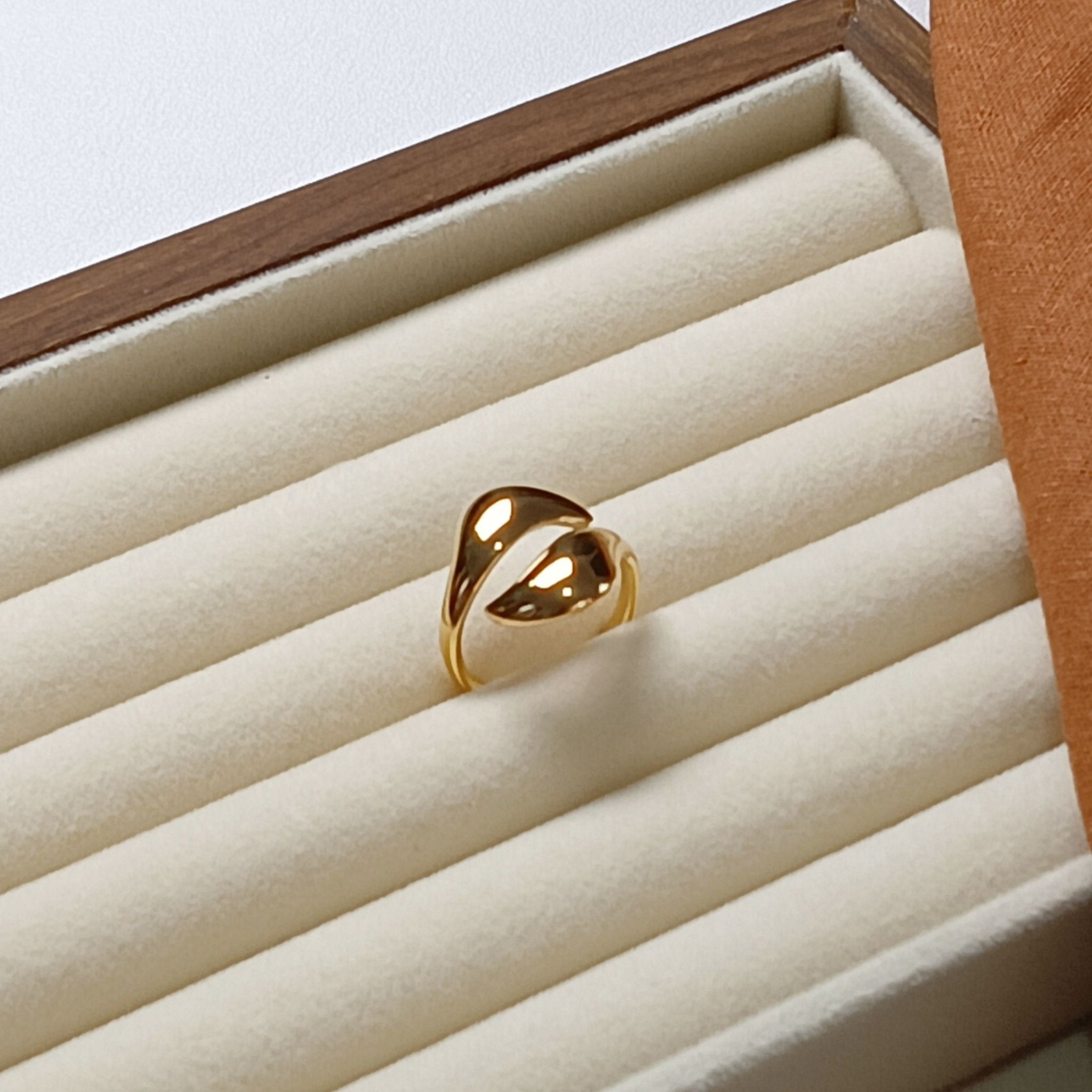 18K Gold-Plated Open Wave Ring