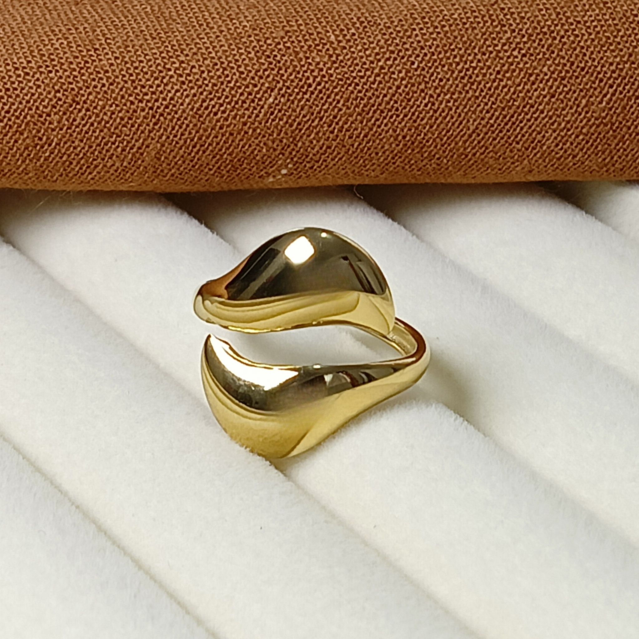 18K Gold-Plated Open Wave Ring