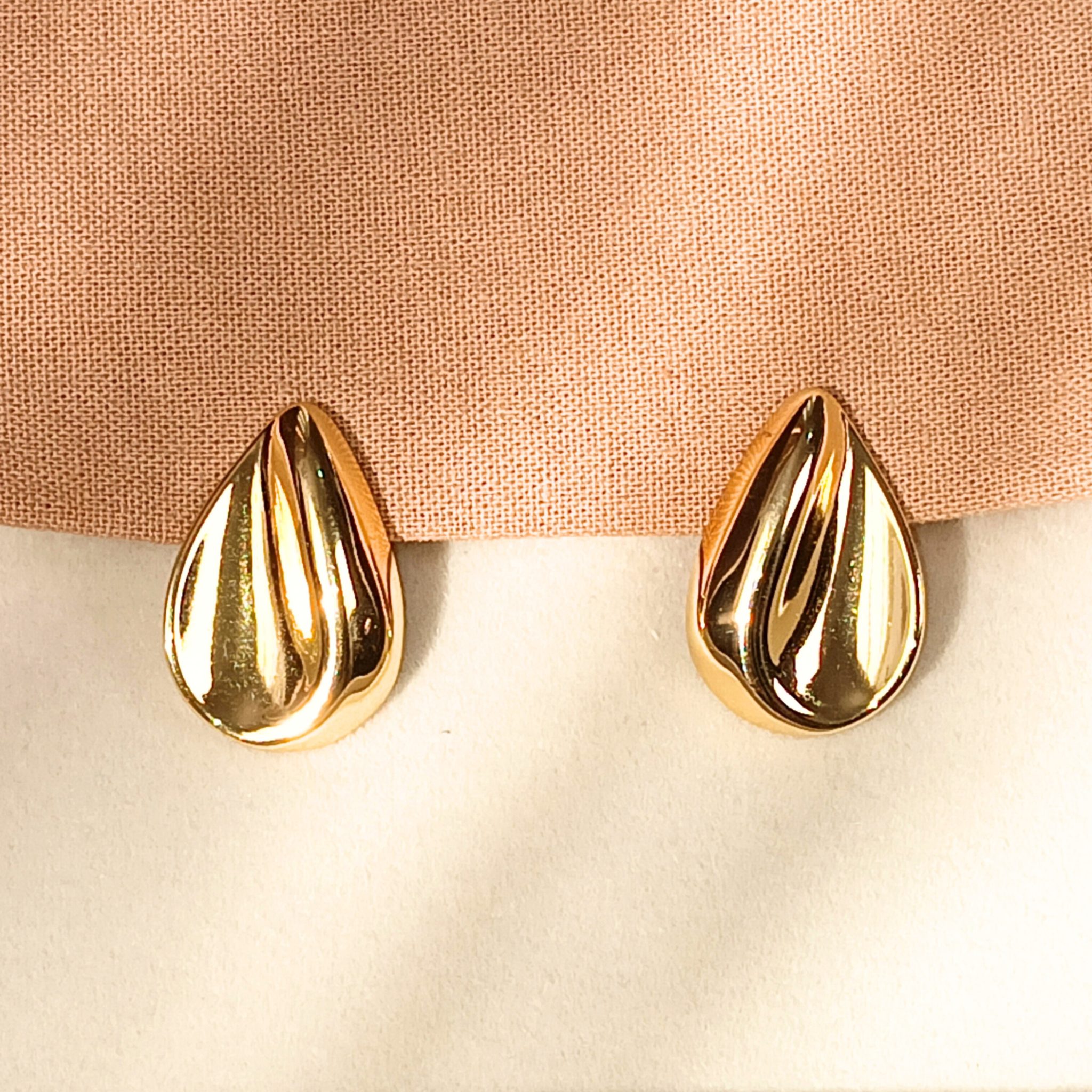 Gold Lustre Teardrop Earrings