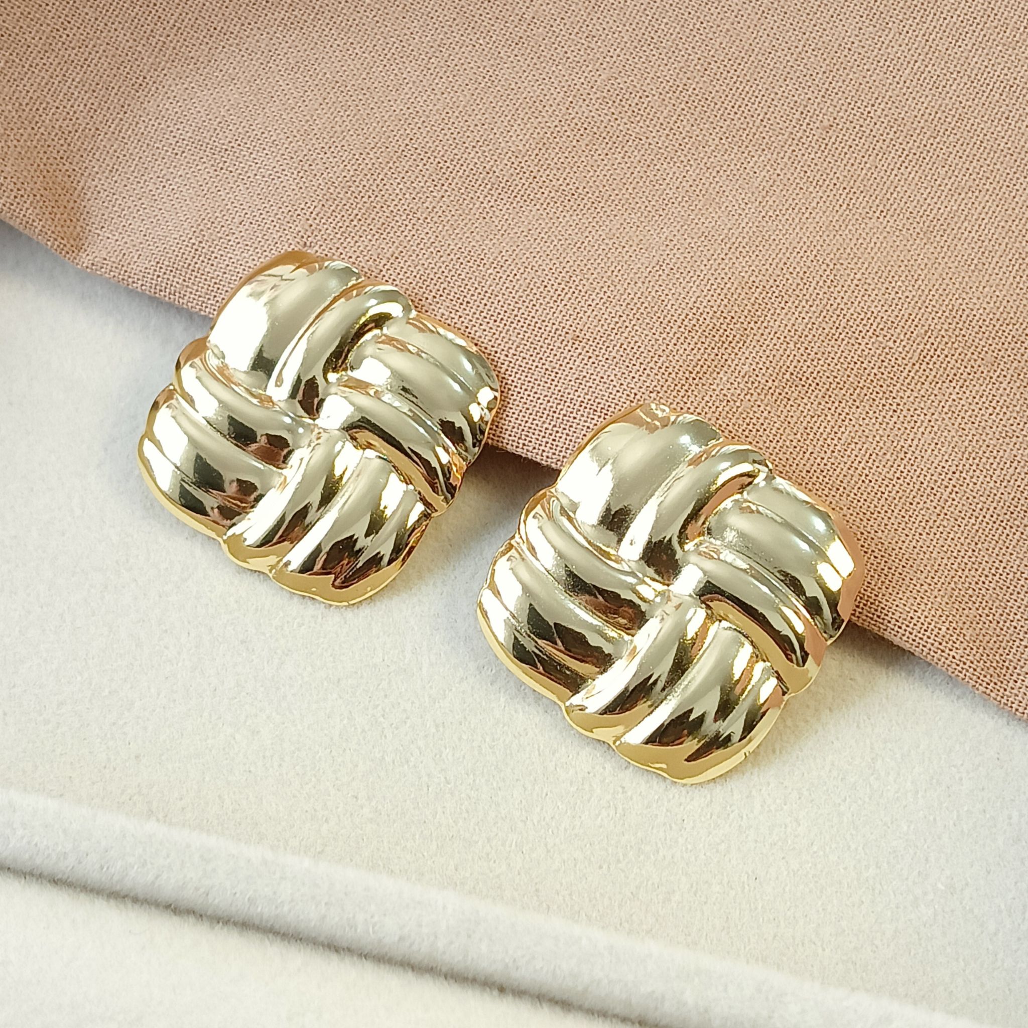 Gold Woven Knot Retro Chic Earrings