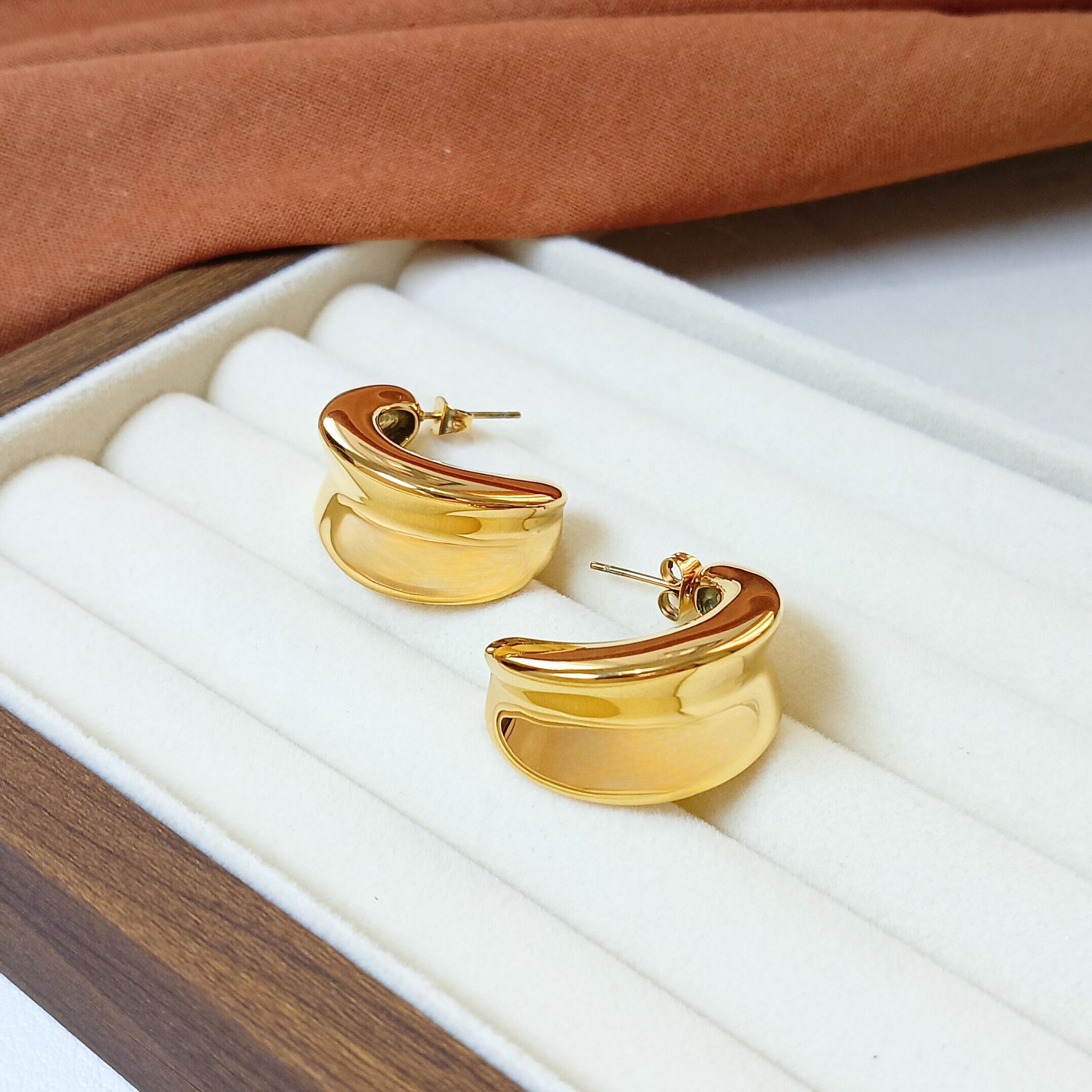 The Boss Statement Hoop Earrings