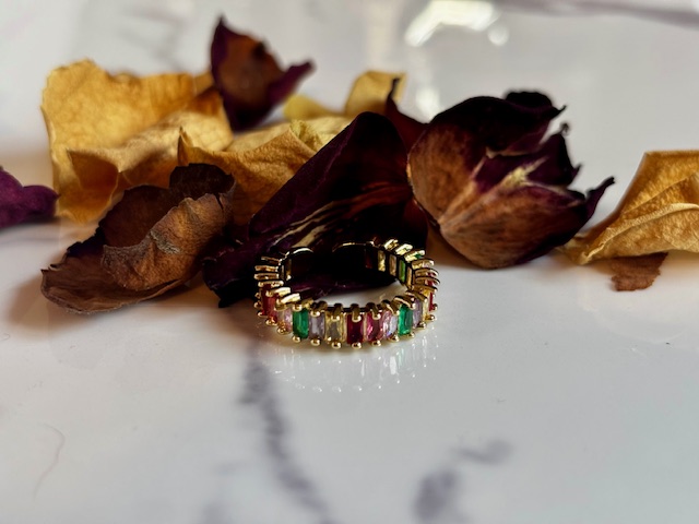 Bague pierre arc-en-ciel