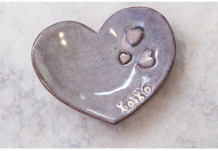 Vide-poche cœur en céramique