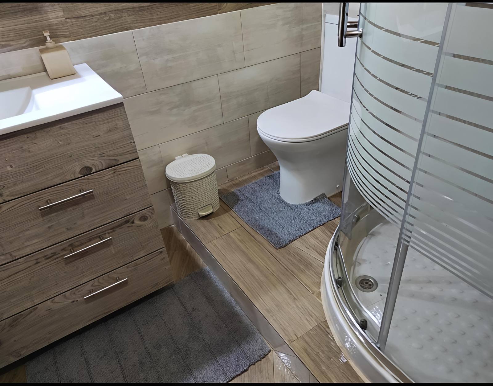 Deluxe Stone Studio for Couples