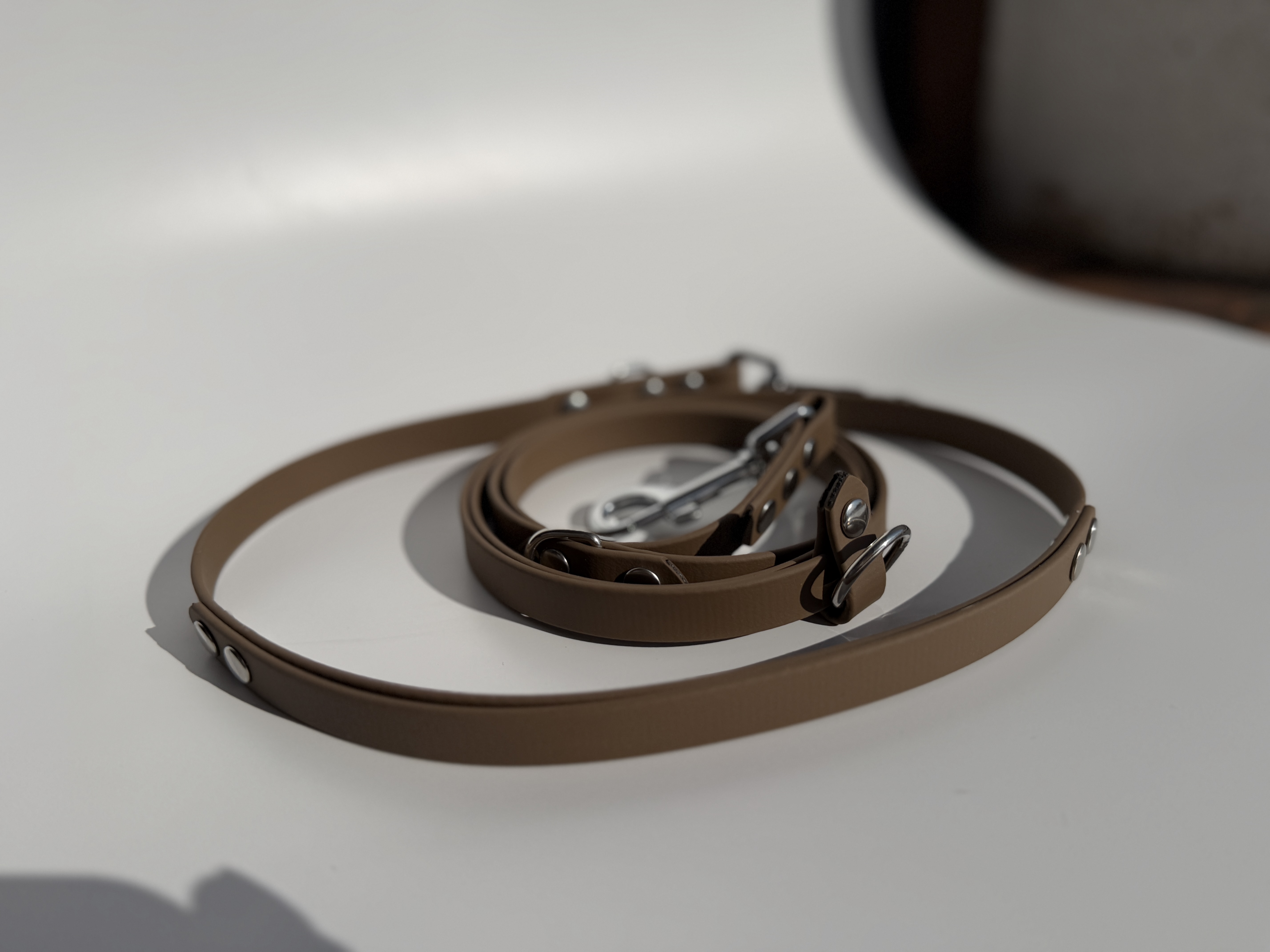 Daugiafunkcinis pavadėlis Nero su papildoma rankena (16mm)