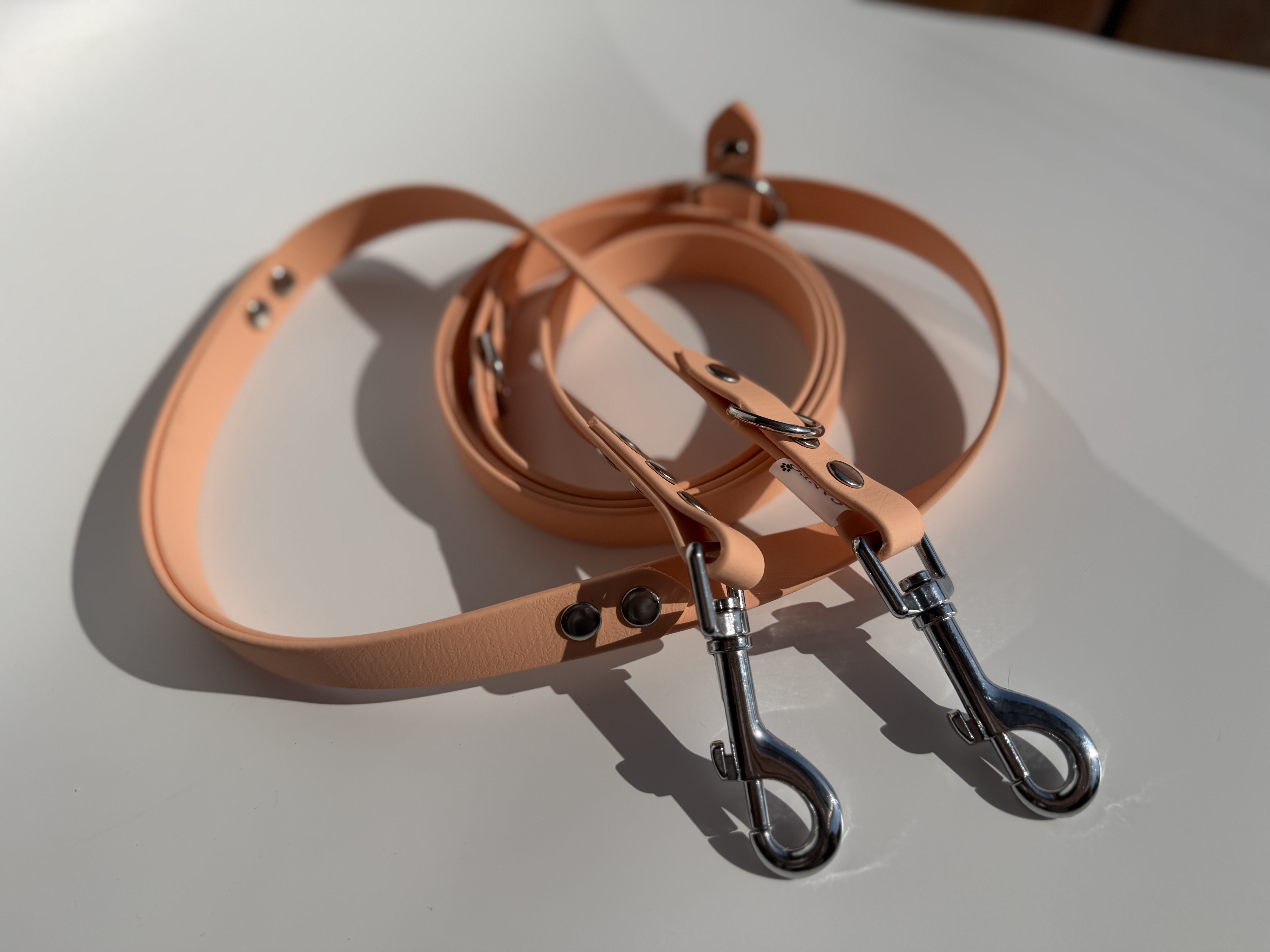 Daugiafunkcinis pavadėlis Nero su papildoma rankena (19mm)