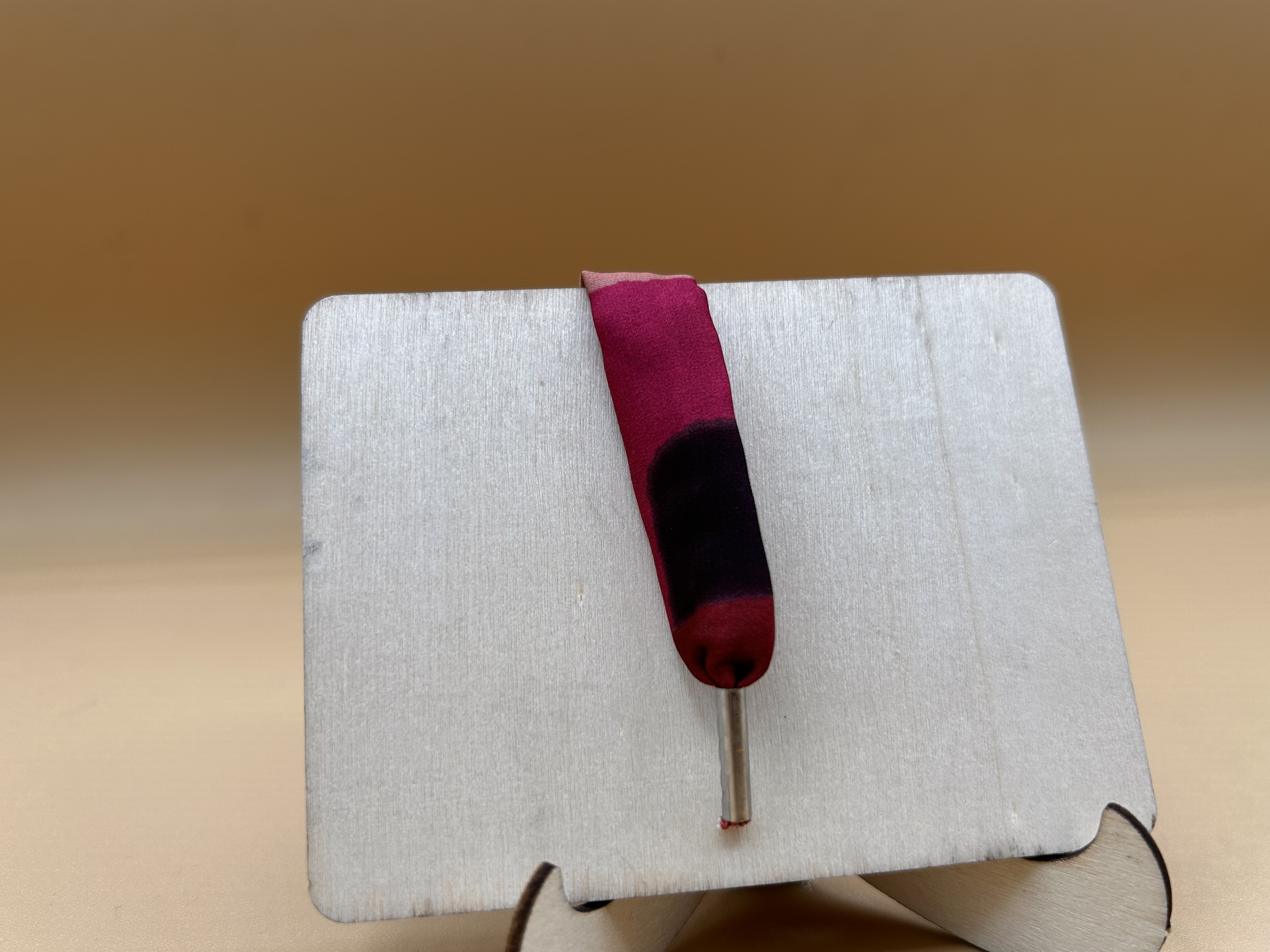 STRINGA GEOMETRICA VERSIONE ROSSA