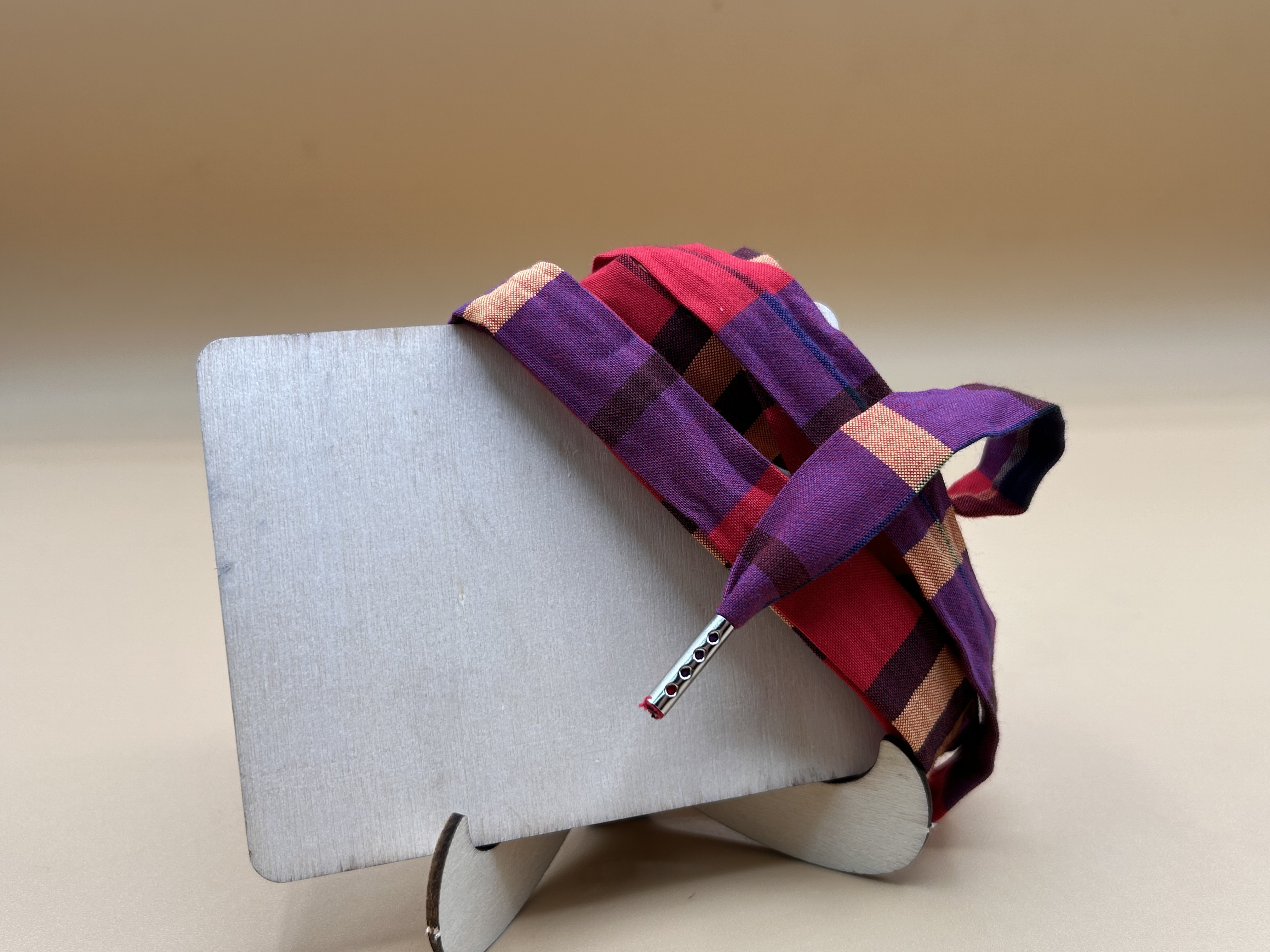 STRINGA SCOZZESE VERSIONE VIOLA/ROSSO