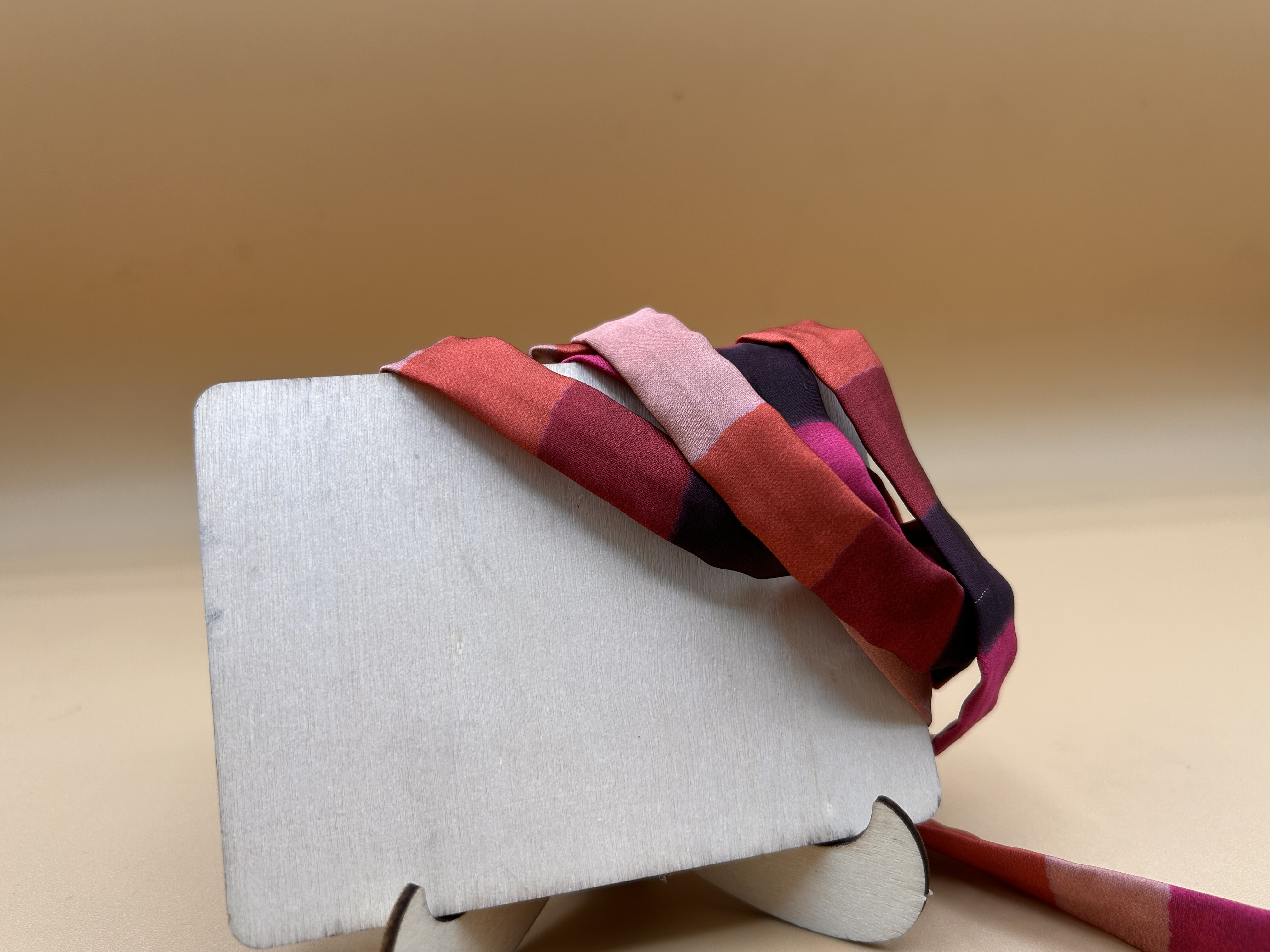 STRINGA GEOMETRICA VERSIONE ROSSA