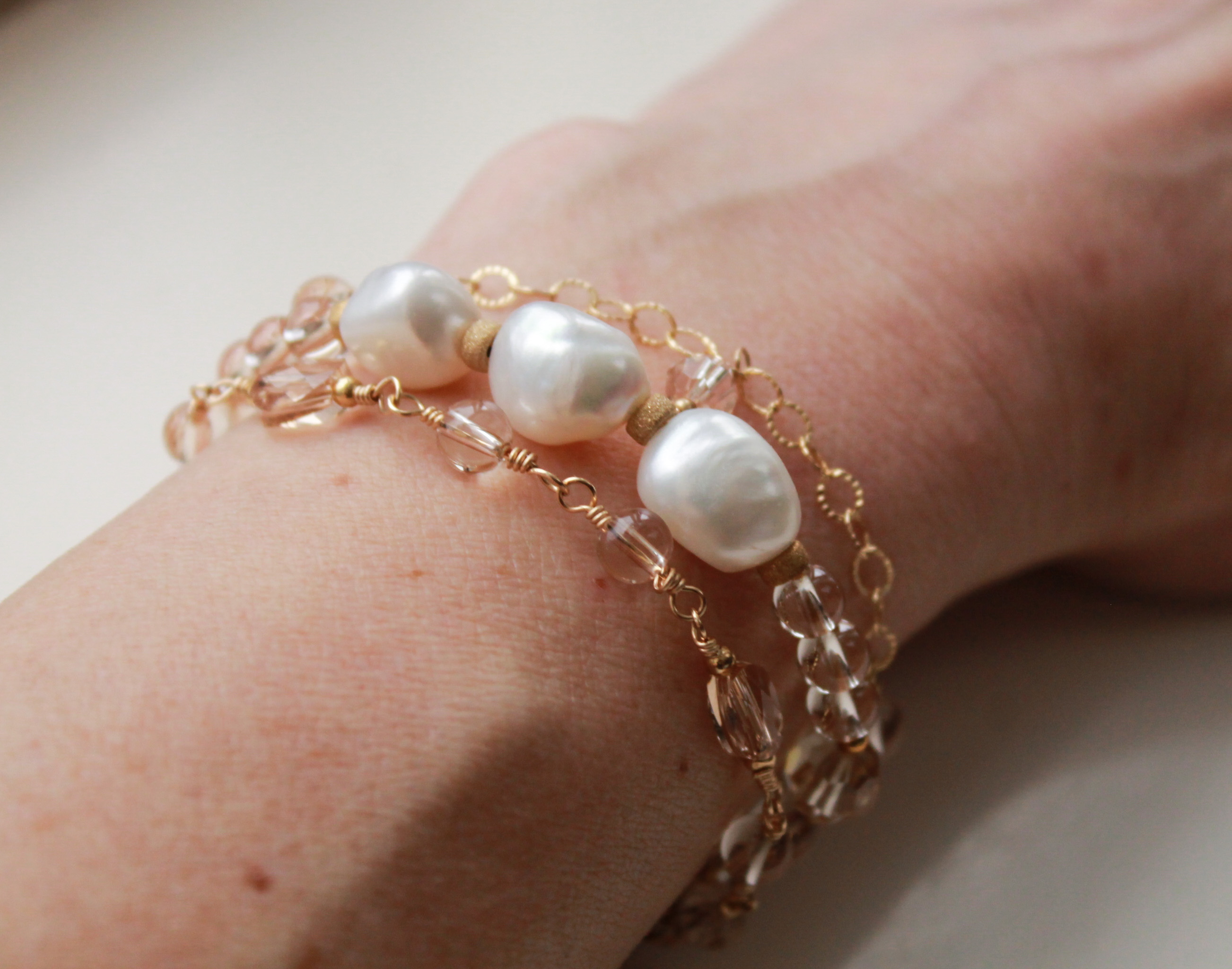 Pearl and Crystal Beaded Bracelet