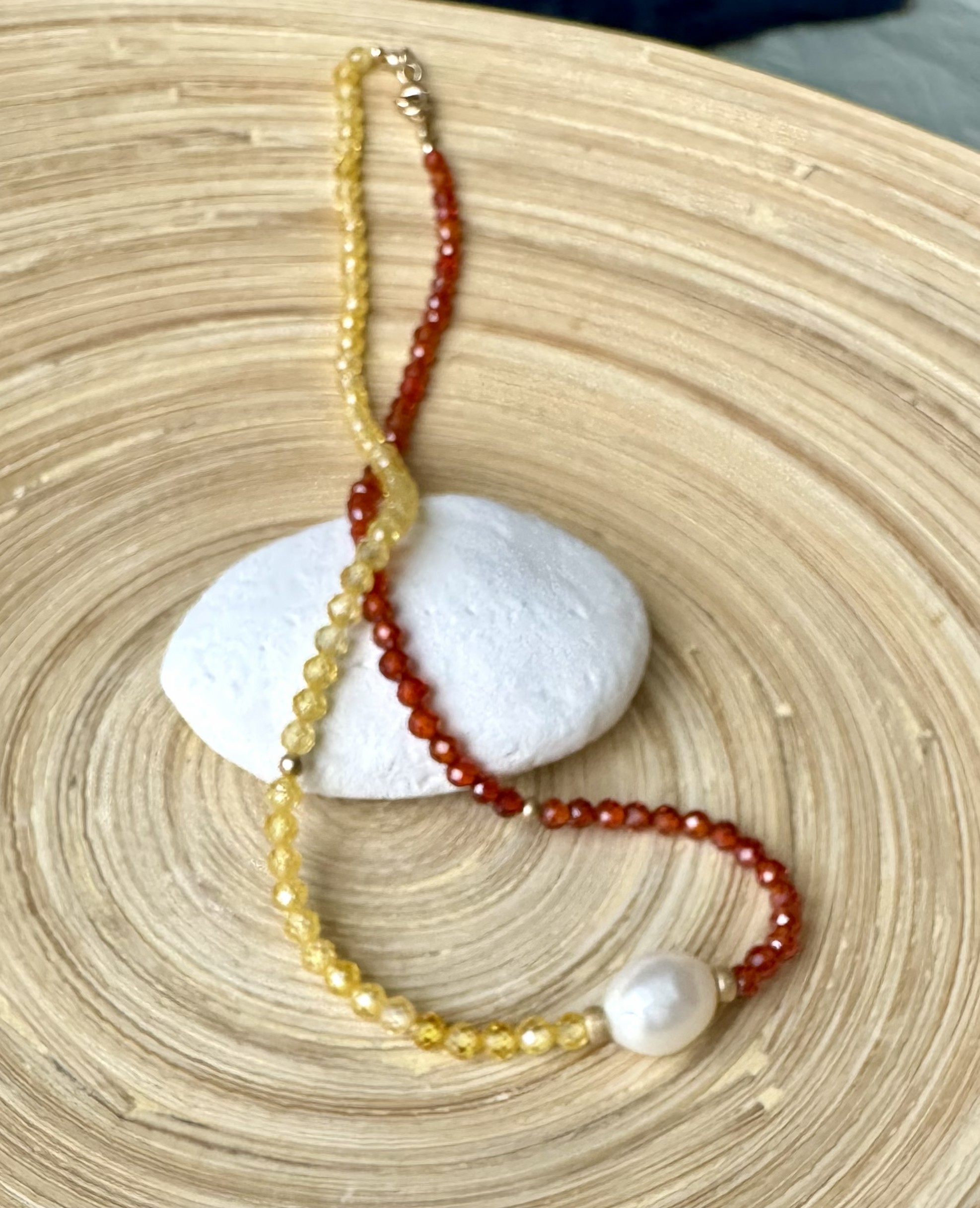 Crystal beaded necklace with freshwater pearl.