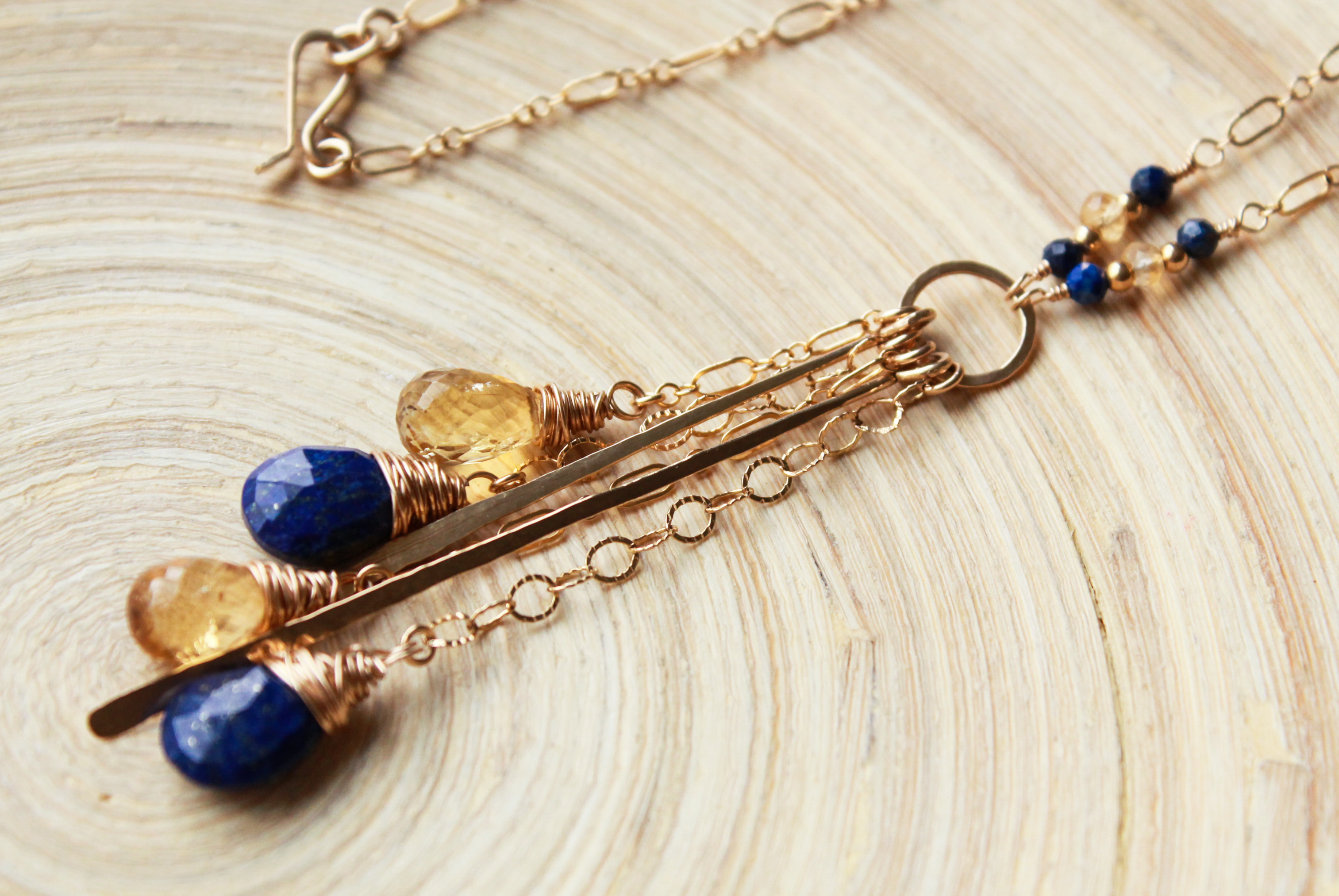 Stunning long necklace with Lapis lazuli and Citrine