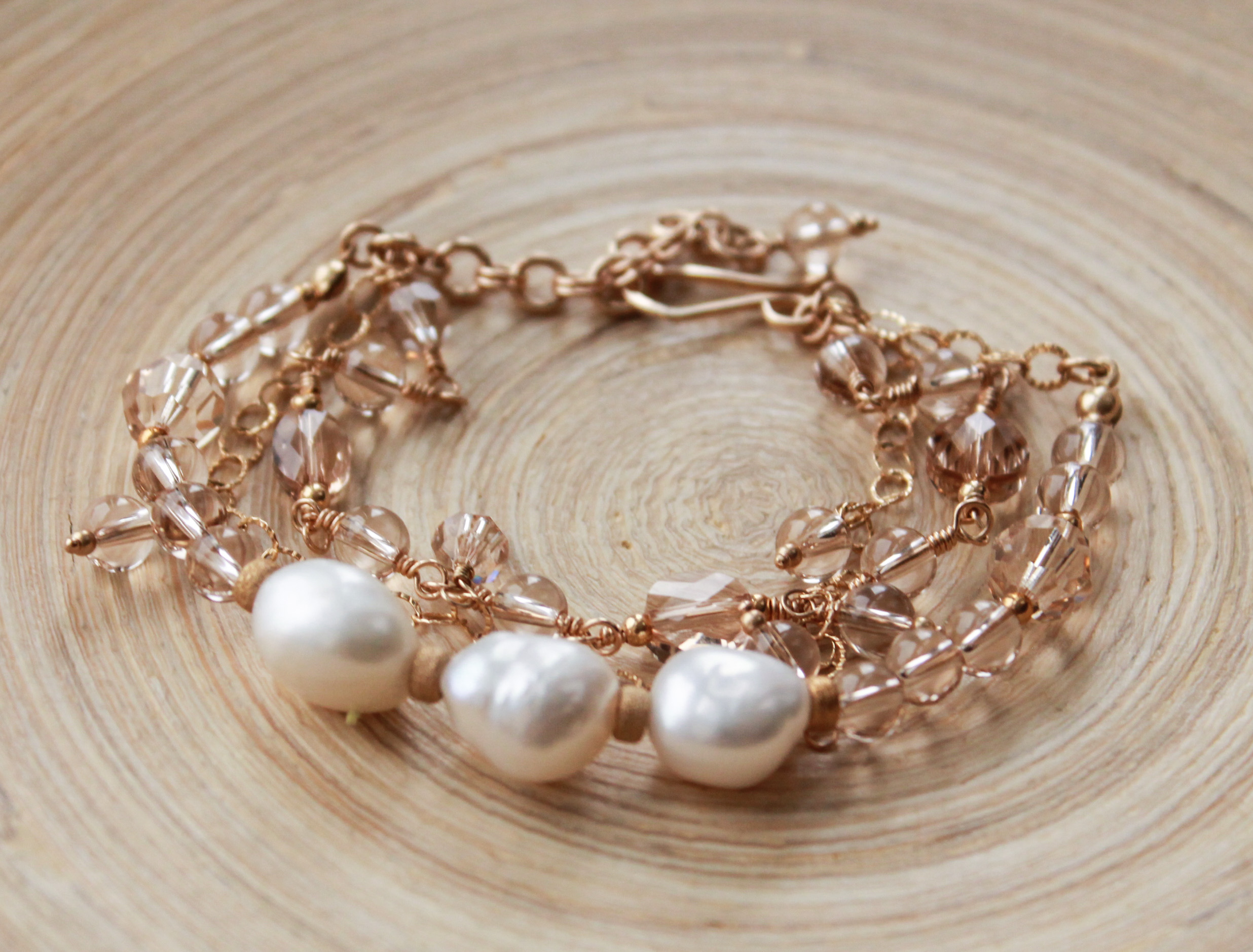 Pearl and Crystal Beaded Bracelet
