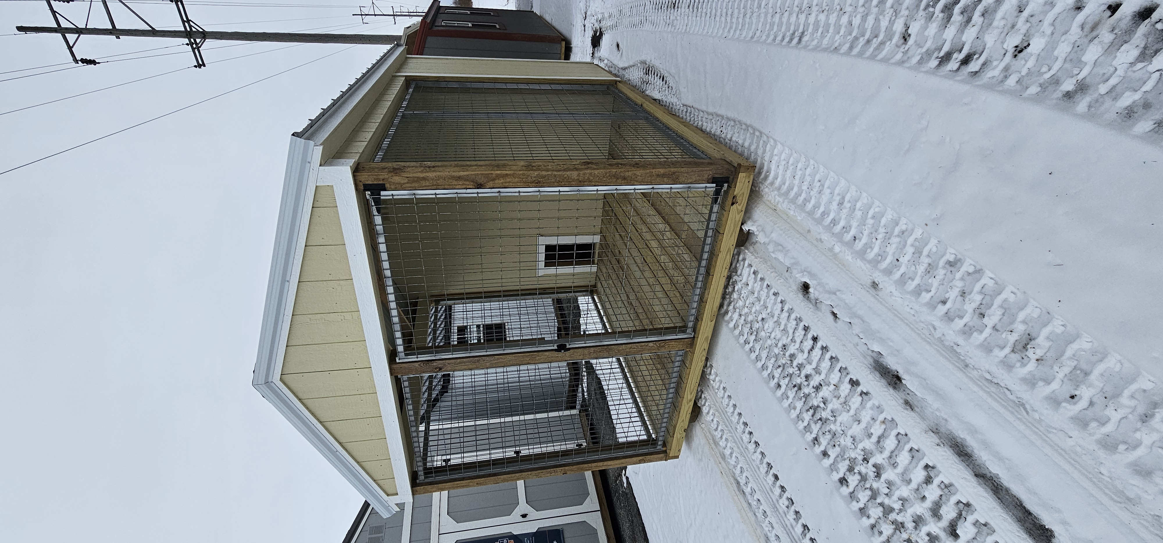 Outdoor Dog Kennel Shelter