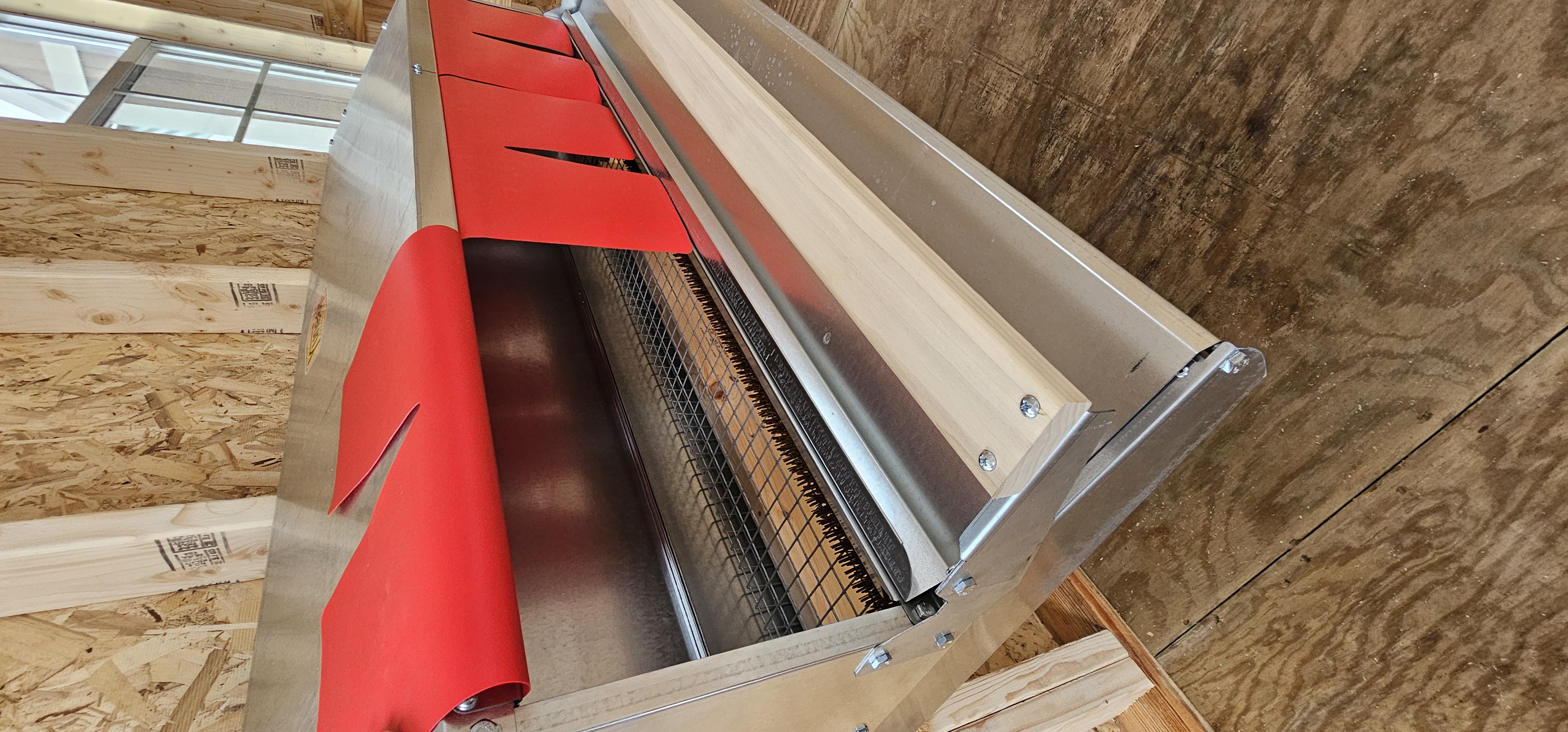 Modern Chicken Coop/Utility Style