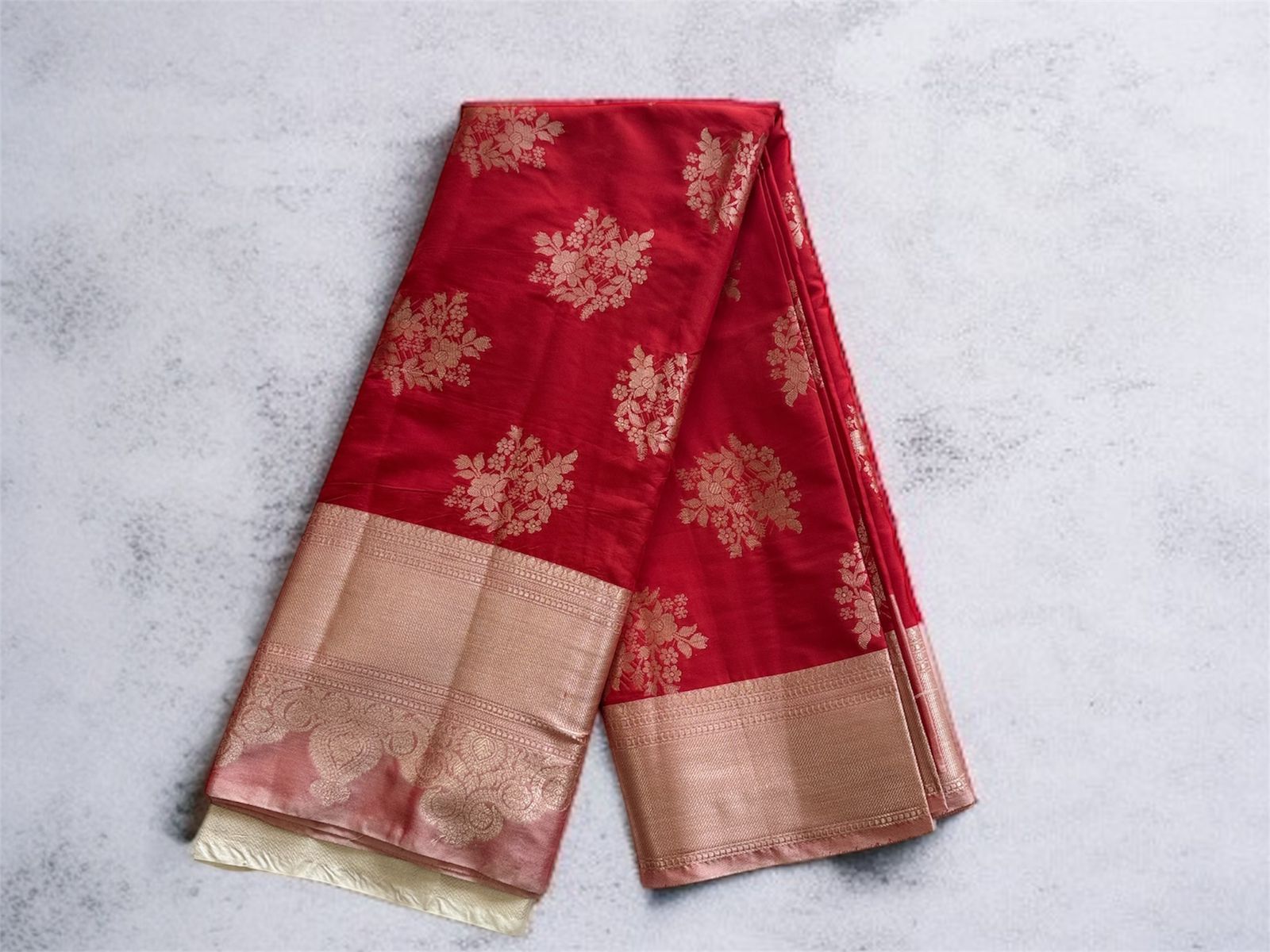 Red with peach border - Raw Mango Saree