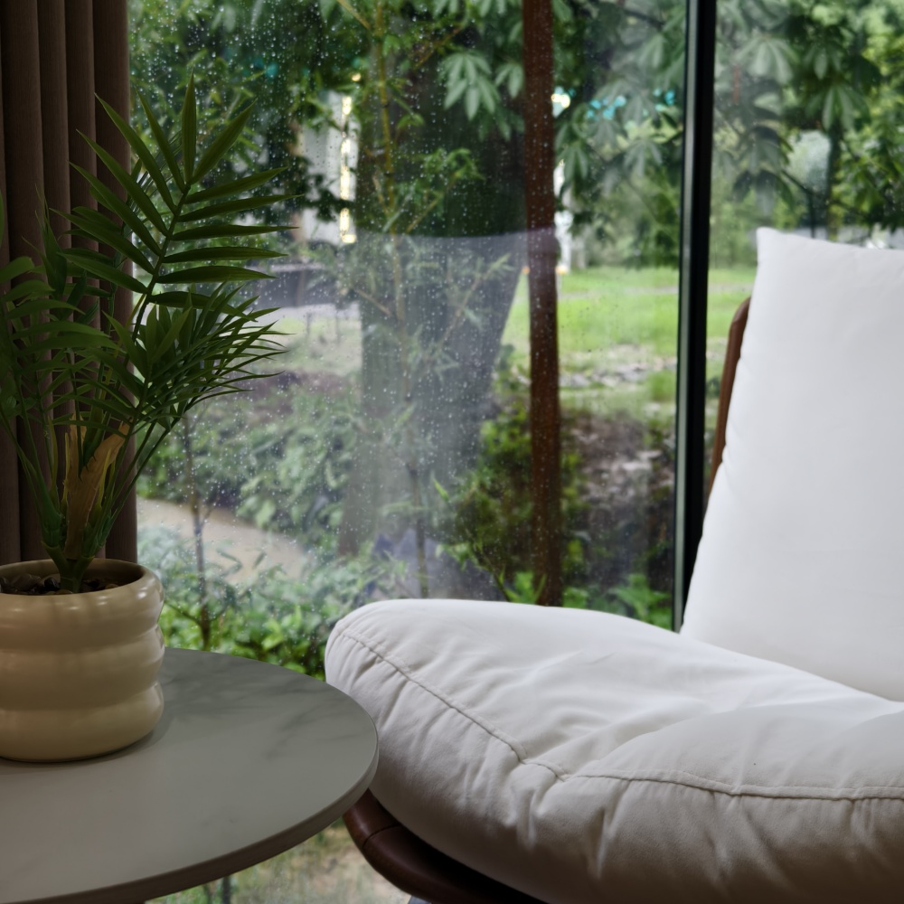 Capsumax Capsule House Model E8