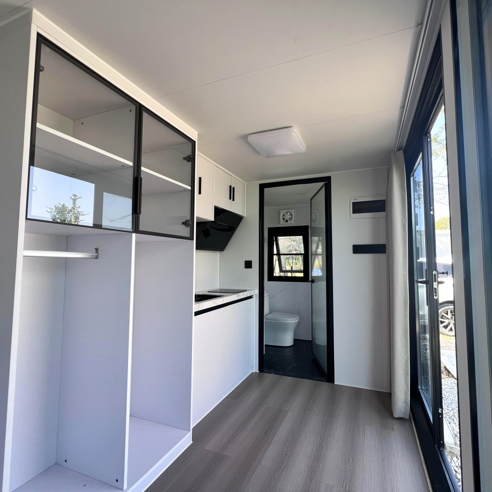 Capsumax Apple Cabin Model A1 5.8m