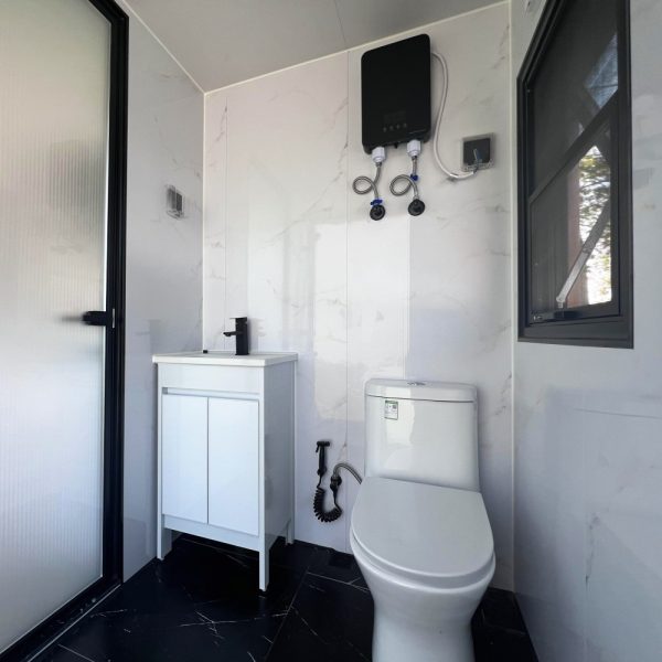 Capsumax Apple Cabin Model A1 5.8m