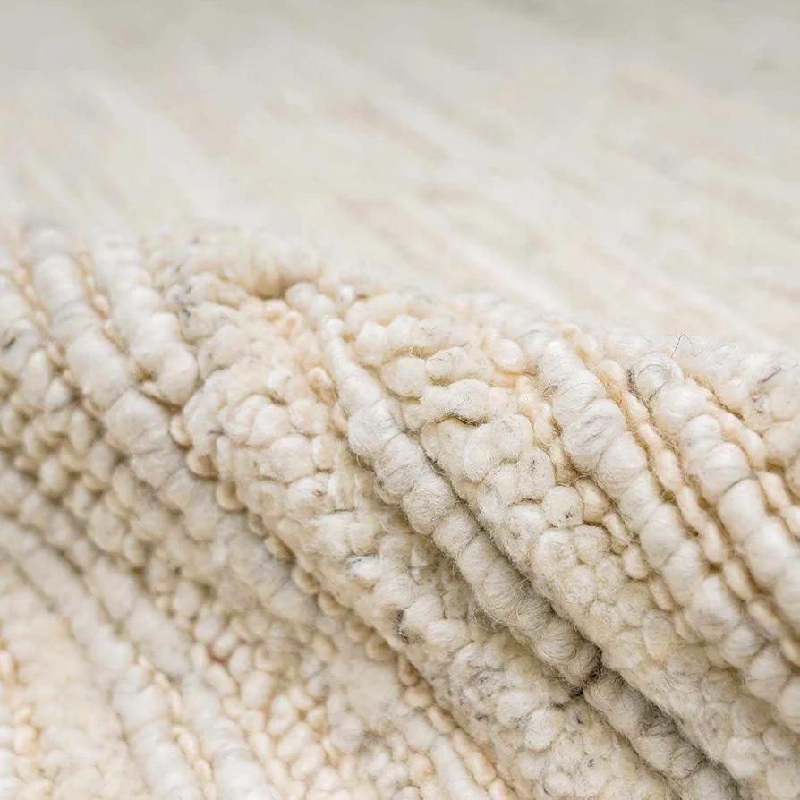 Hand-Tufted Wool Rug: Contemporary Tiger Design, Earthy Tones