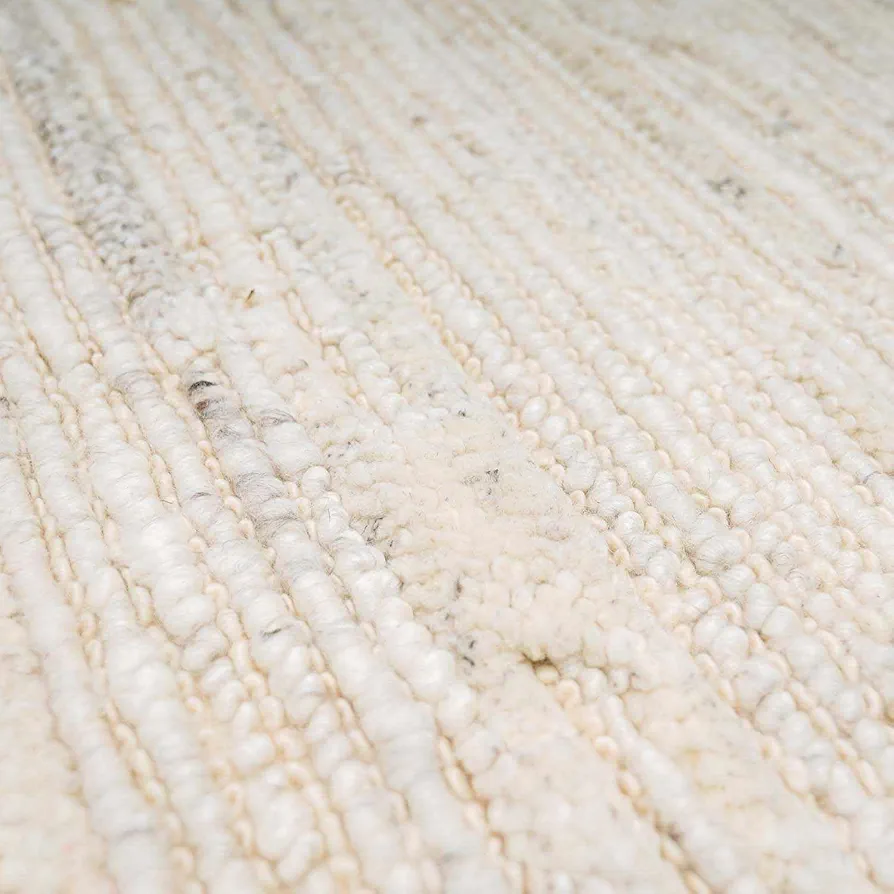 Hand-Tufted Wool Rug: Contemporary Tiger Design, Earthy Tones