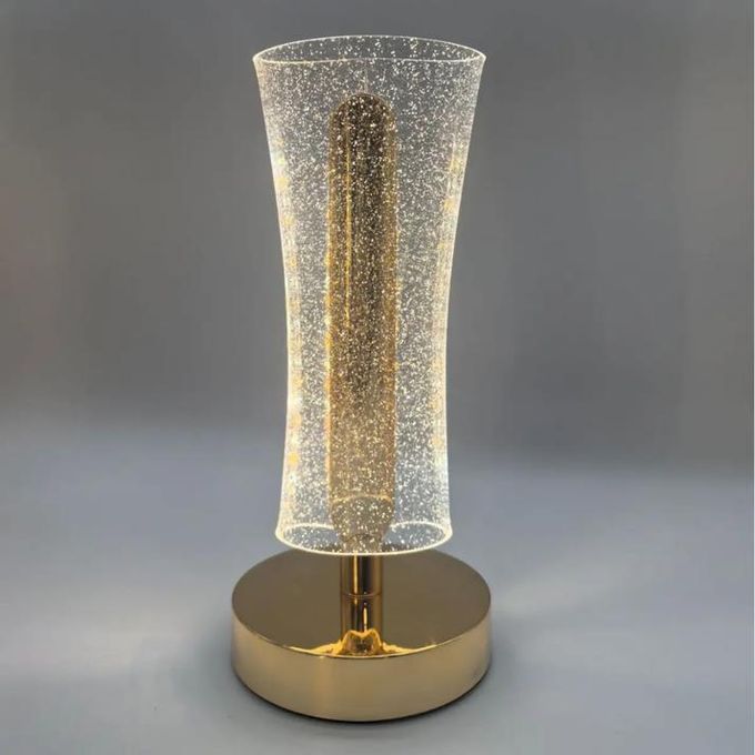 La lampe de table en cristal scintillant