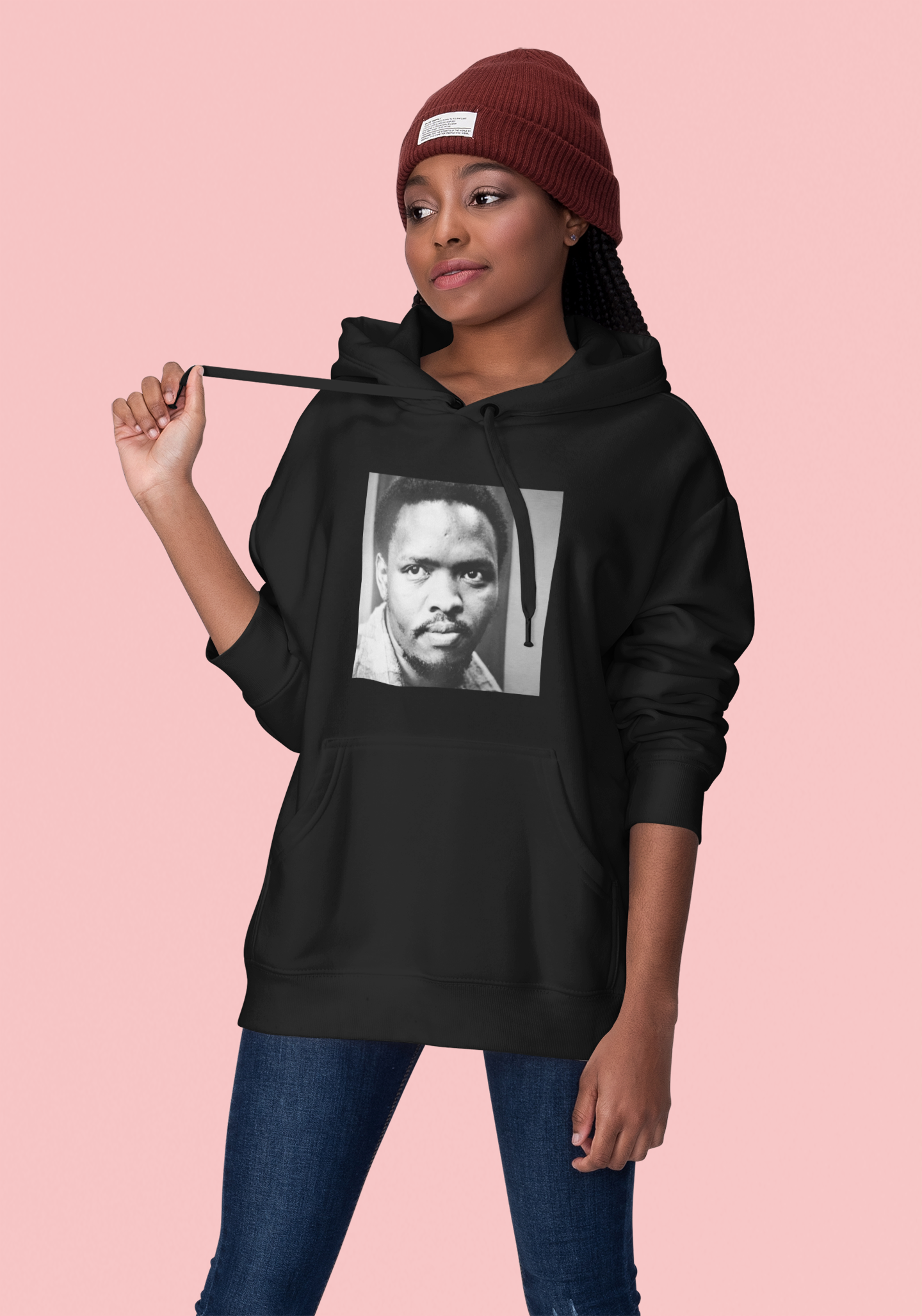 Sweat à capuche noir avec imprimé