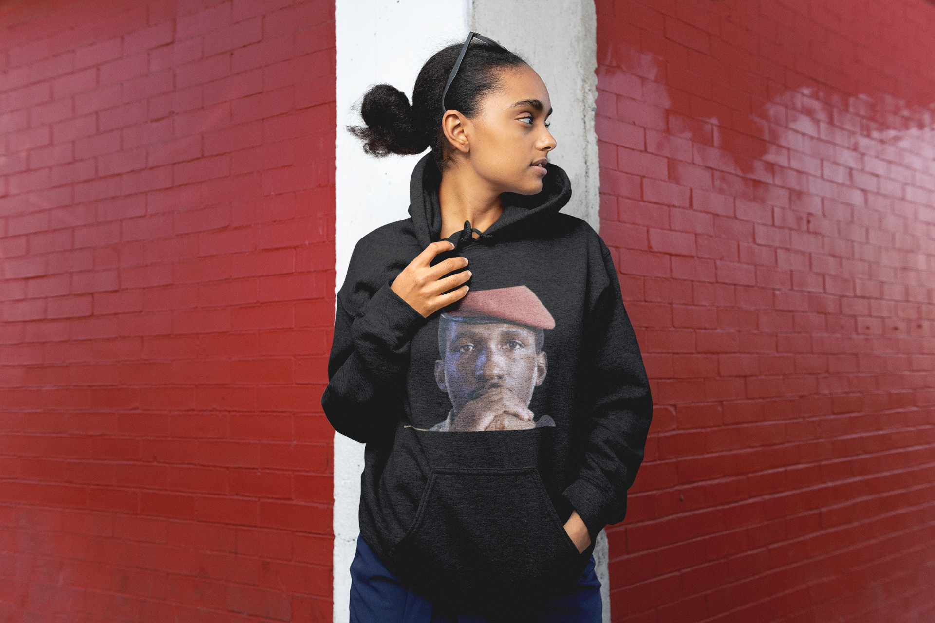 Sweat à capuche Femme imprimé Thomas SANKARA