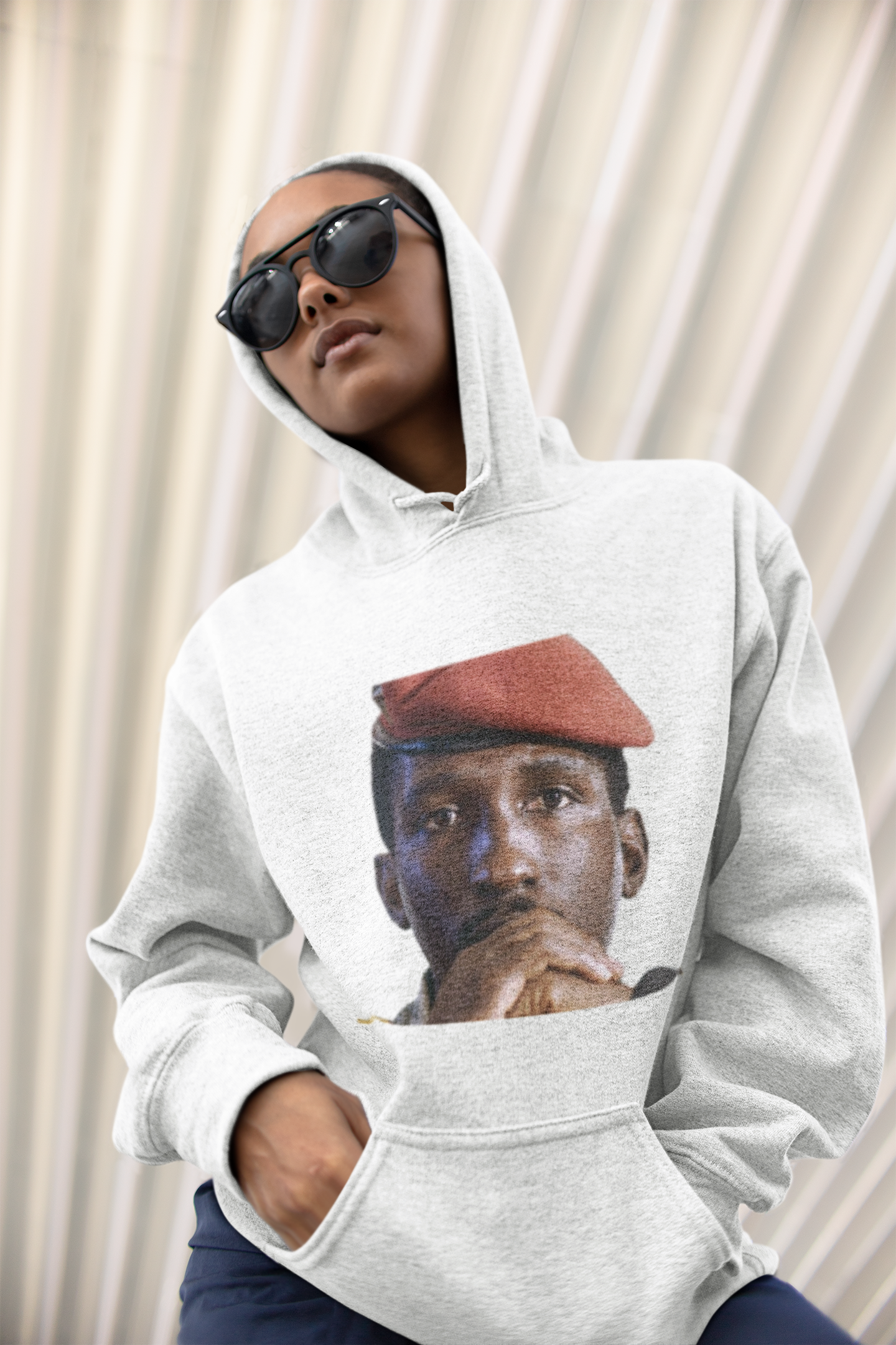 Sweat à capuche Femme imprimé Thomas SANKARA