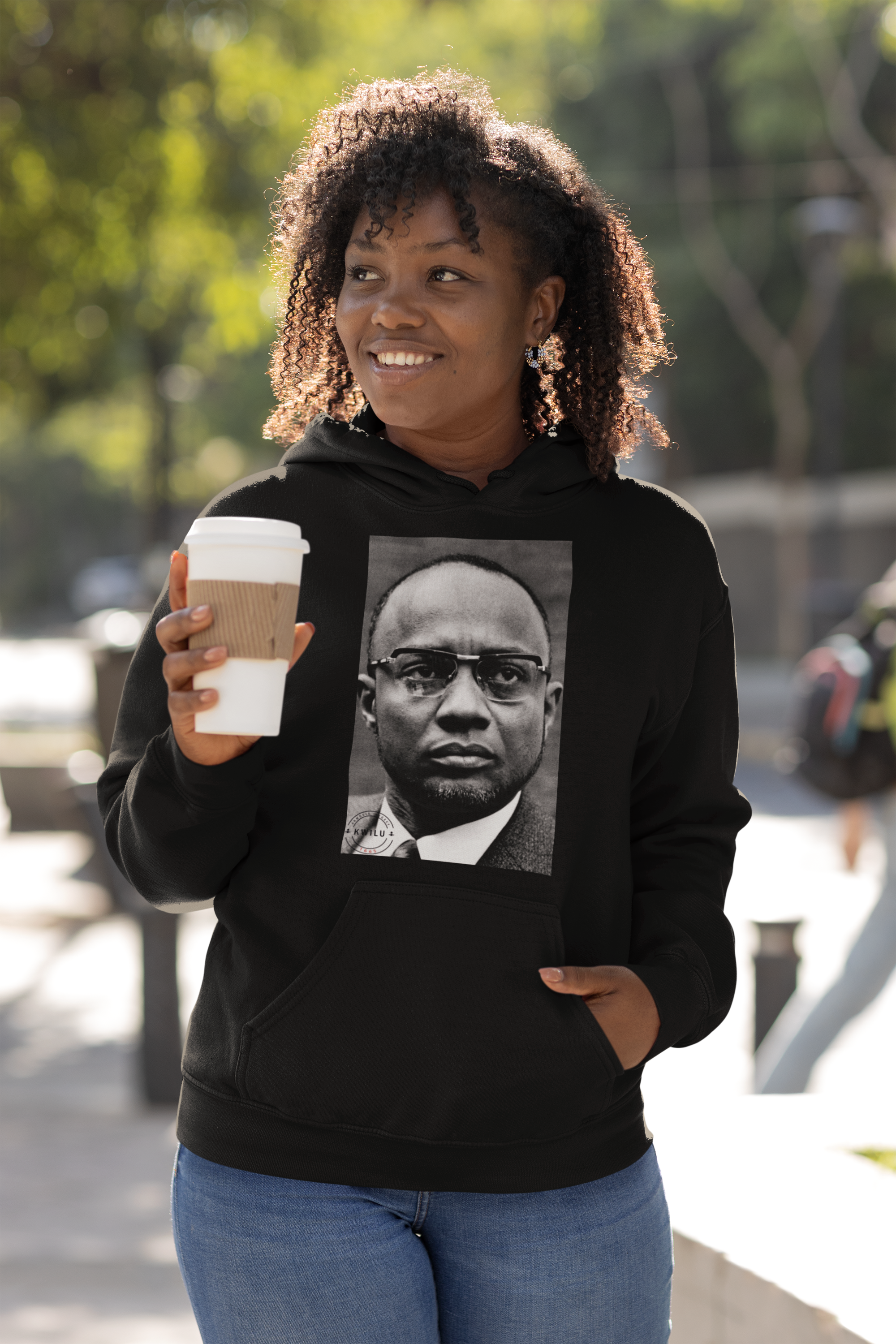 Sweat à capuche Femme imprimé Amilcar CABRAL