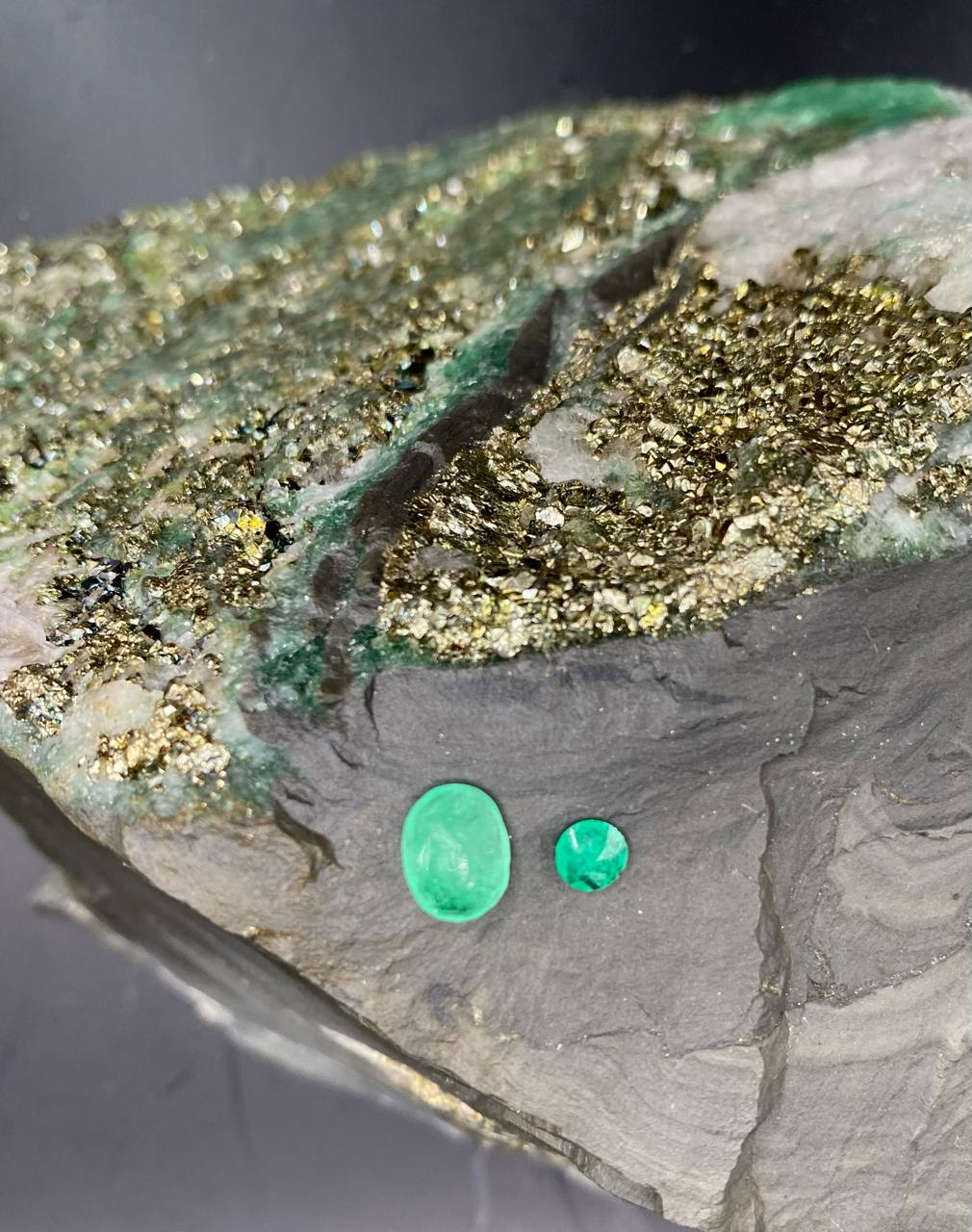 Piedra Esmeralda natural 