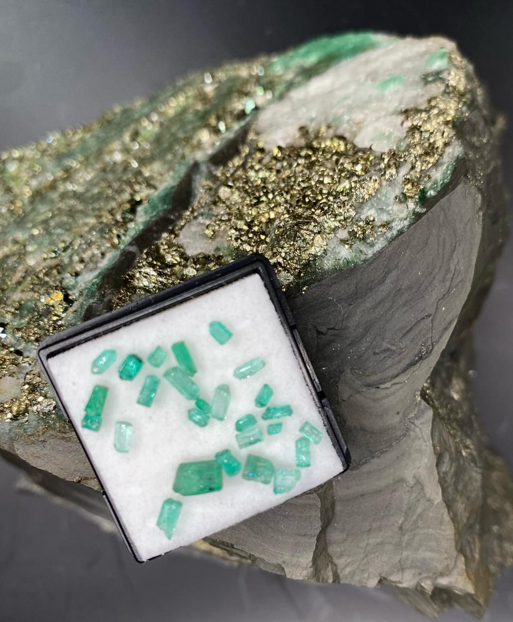 Cristales de Esmeralda Natural