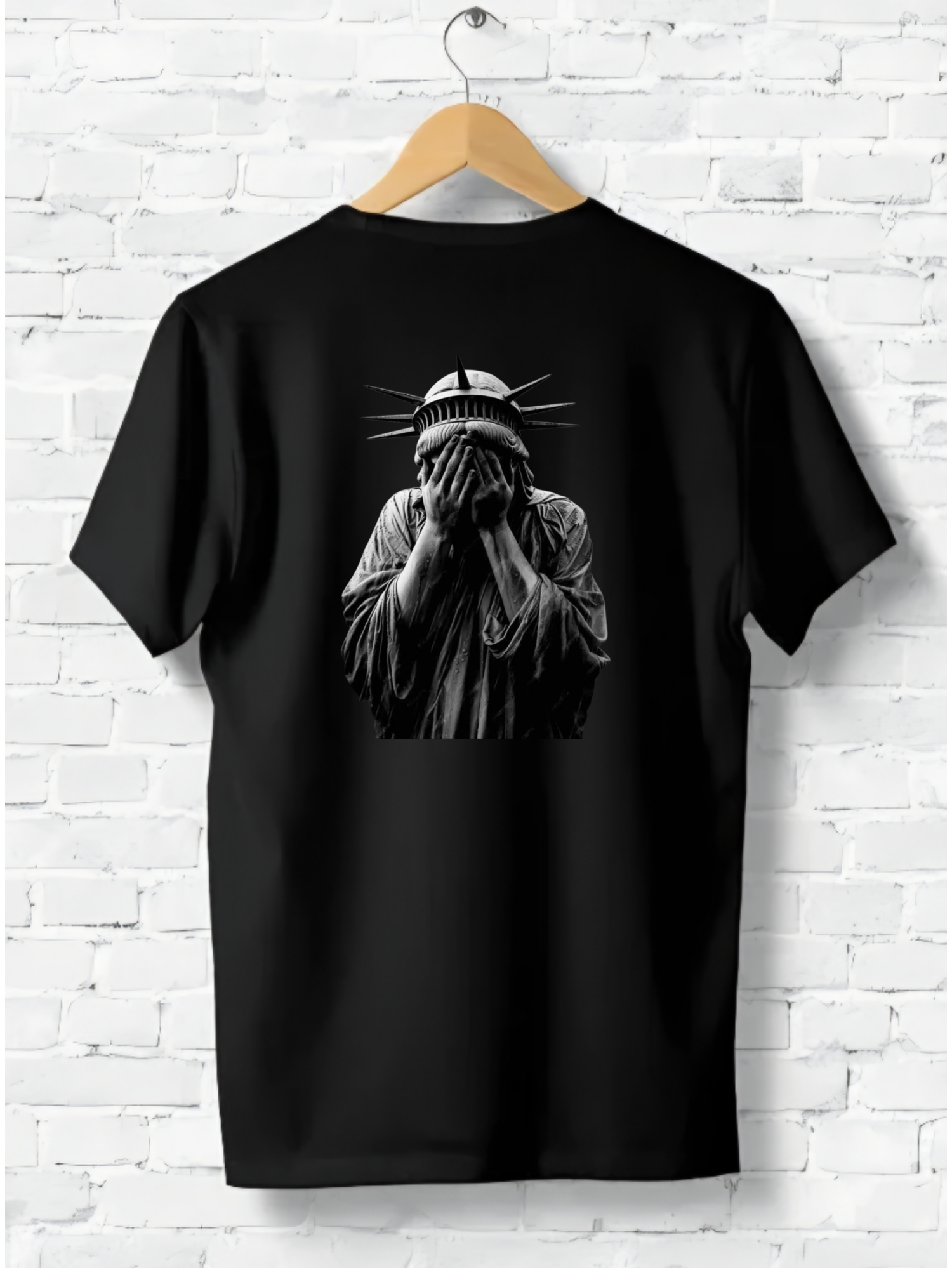 Statue of Liberty Art T-Shirt